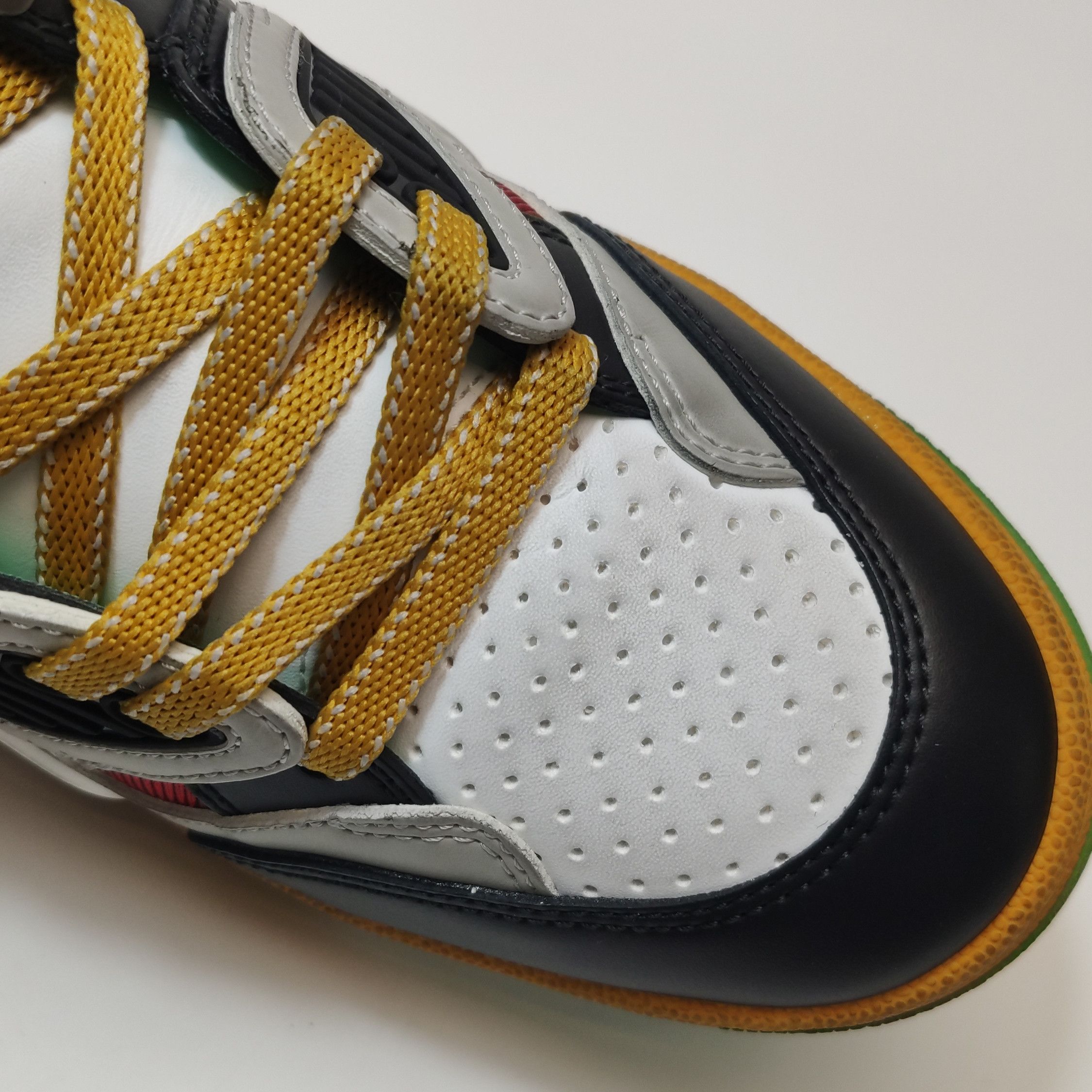 Gucci Gucci Women 5 Lowtop Sneakers Size US 5 / IT 35 - 8 Thumbnail