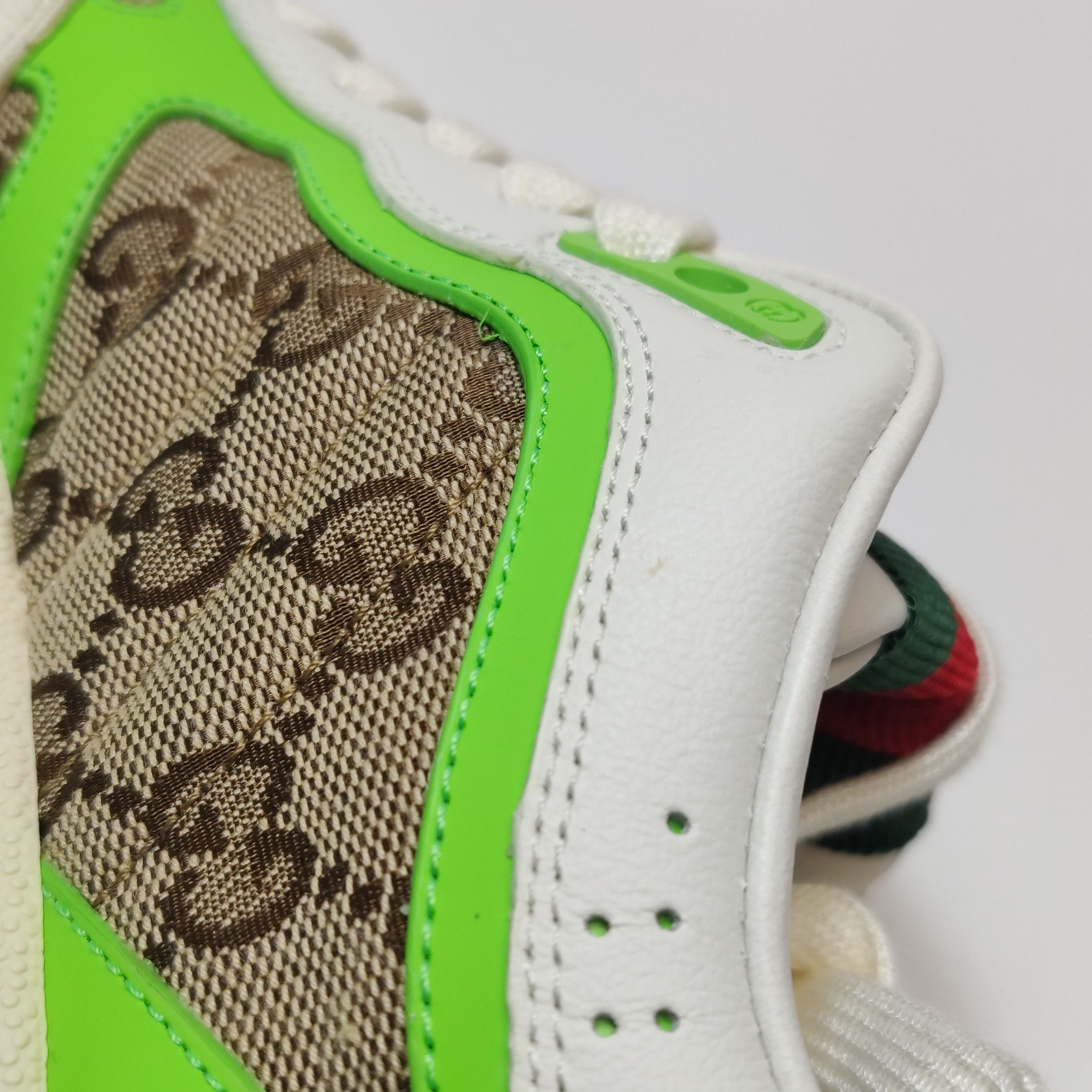 Gucci Gucci Women 6 Lowtop Sneakers Size US 6 / IT 36 - 8 Thumbnail