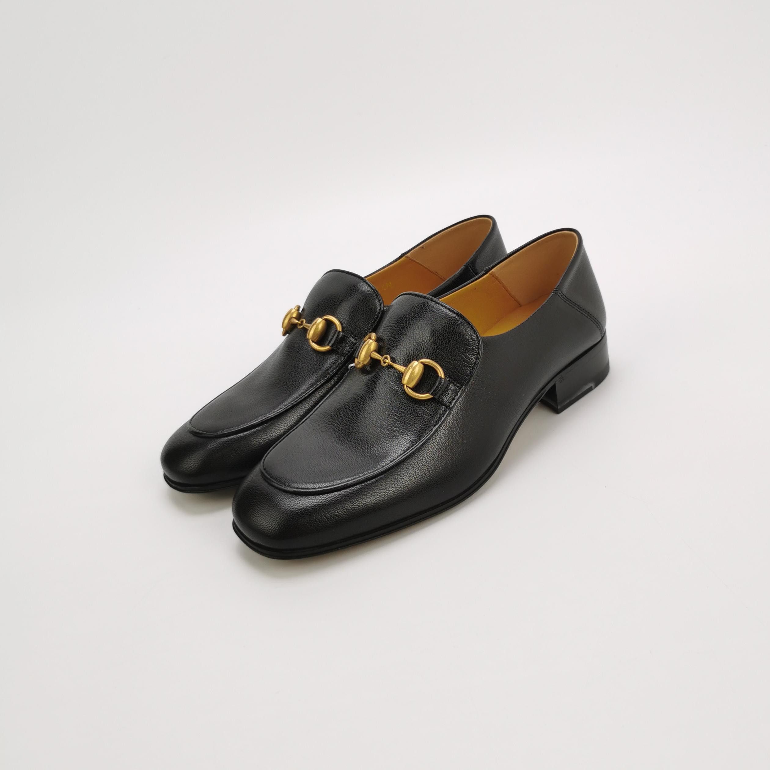 Gucci Gucci Women 6-5 Flats Size US 6.5 / IT 36.5 - 2 Thumbnail