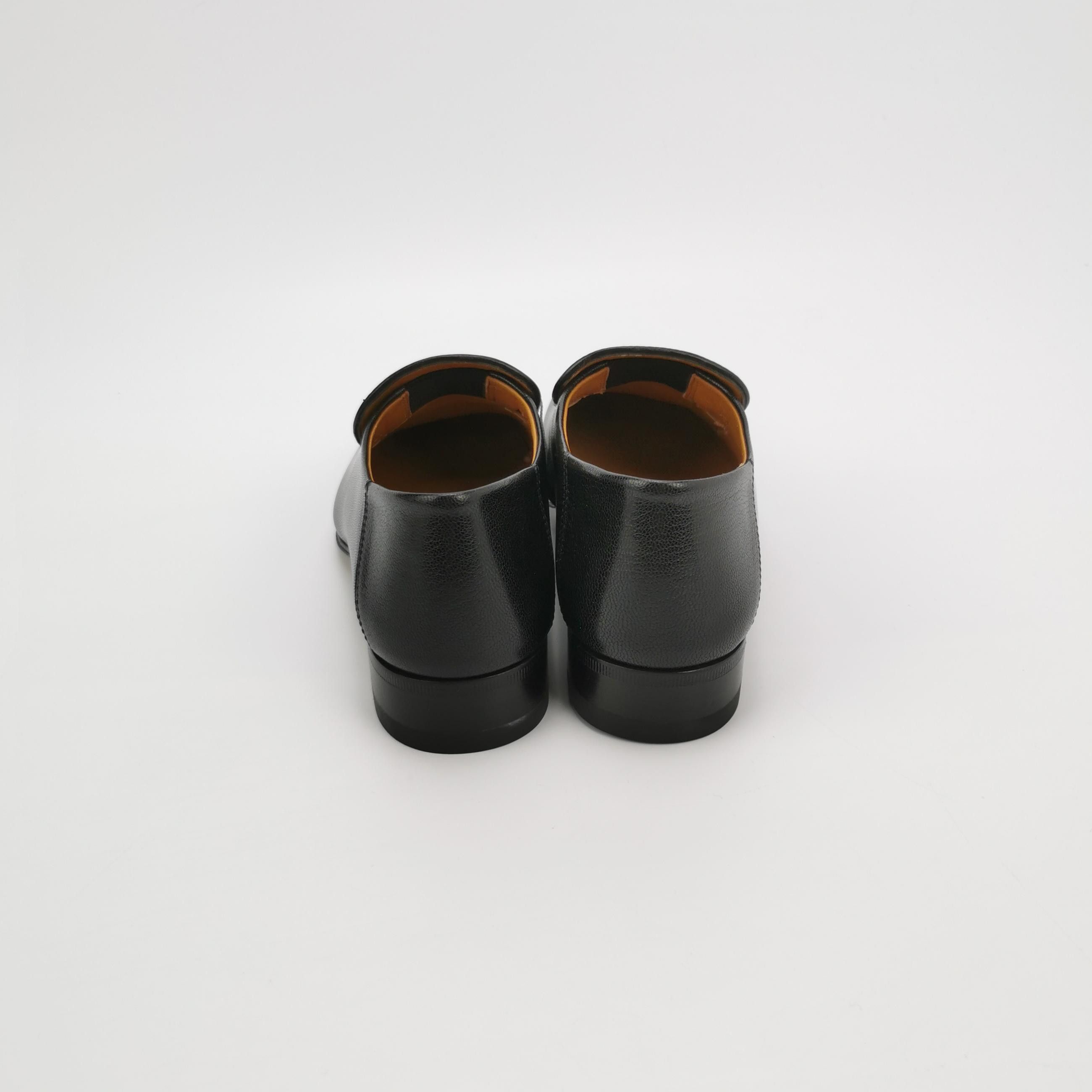 Gucci Gucci Women 6-5 Flats Size US 6.5 / IT 36.5 - 4 Thumbnail
