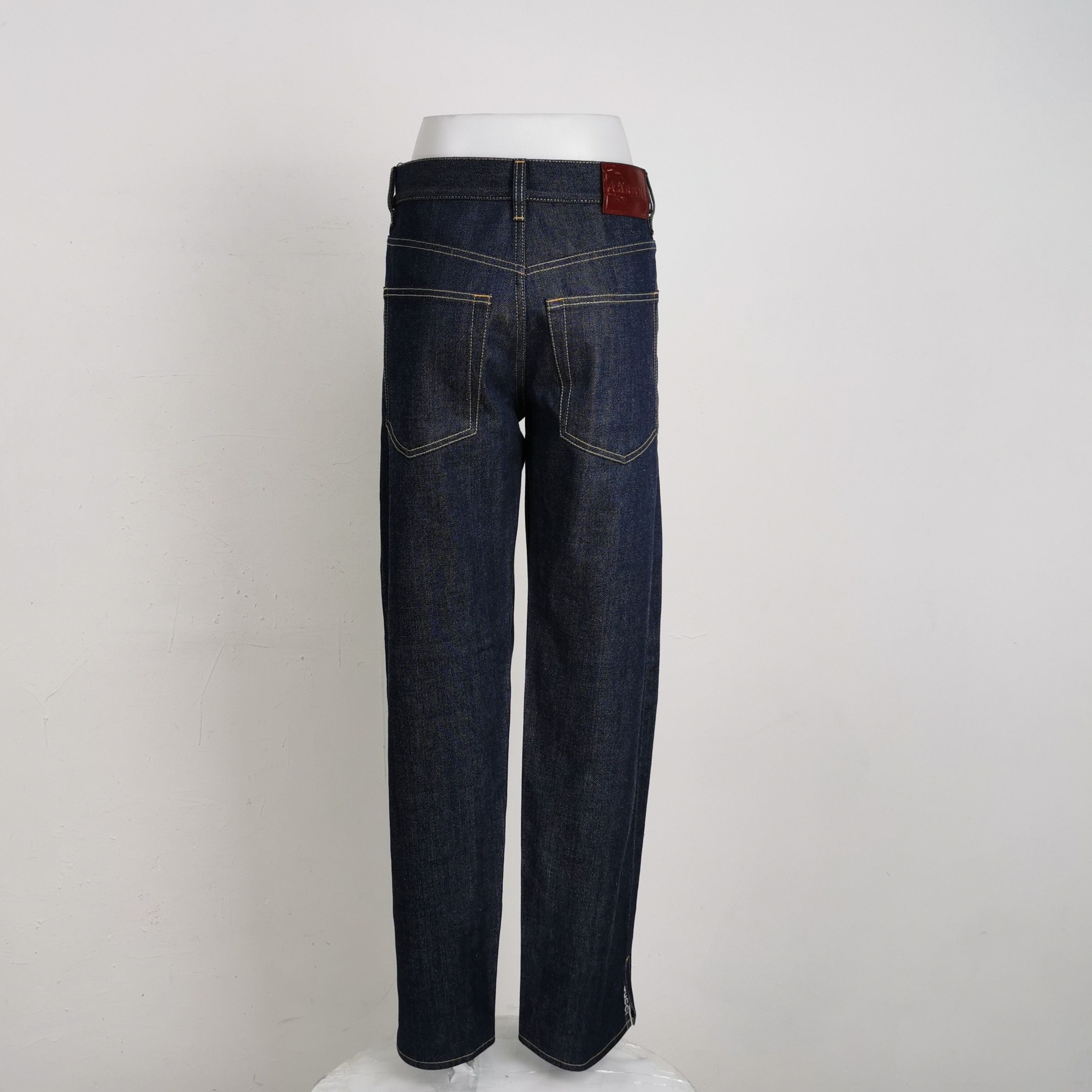 Gucci Gucci Women 26 Pants Size 26" / US 2 / IT 38 - 2 Thumbnail