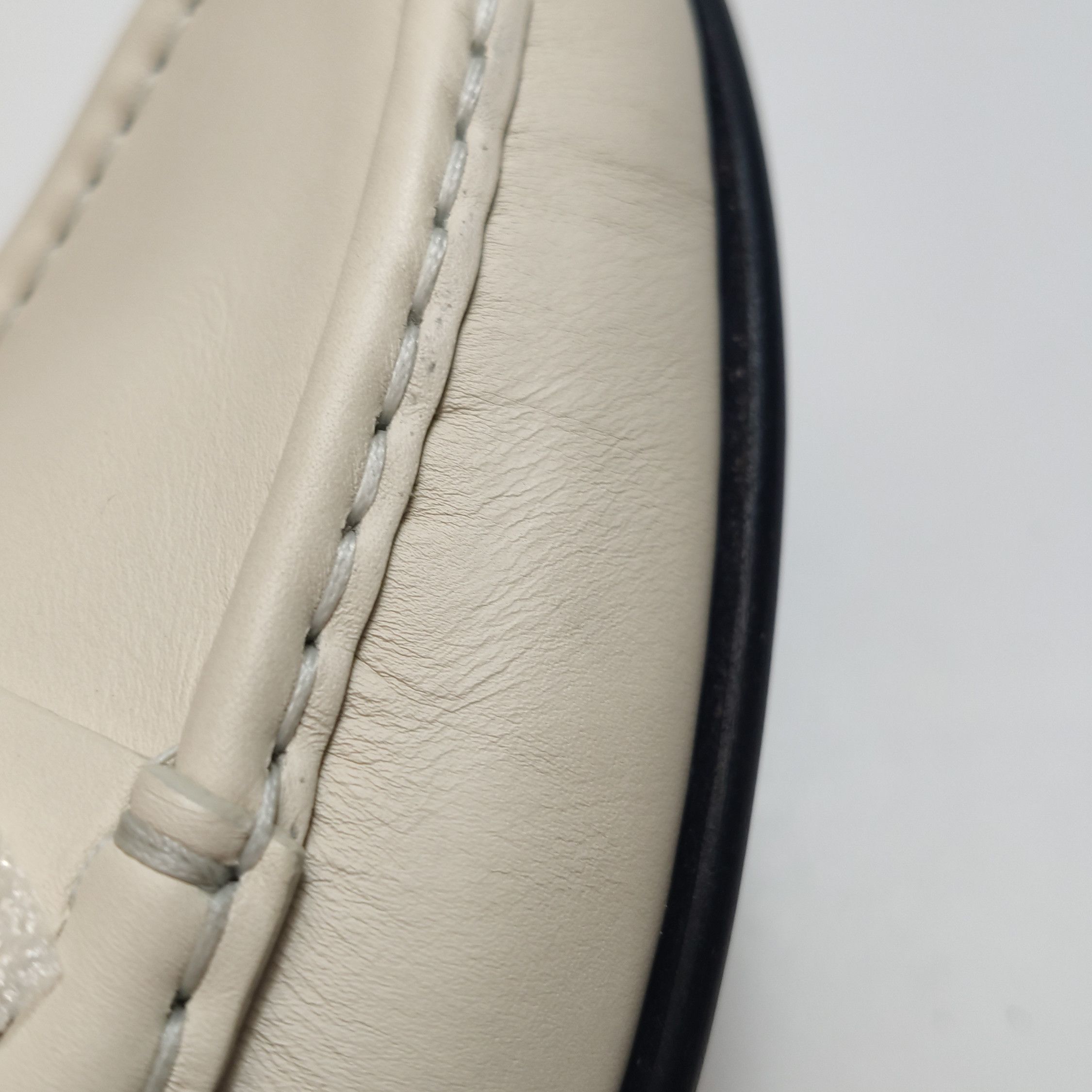 Gucci Gucci Women 10-5 Lowtop Sneakers Size US 10.5 / IT 40.5 - 11 Thumbnail