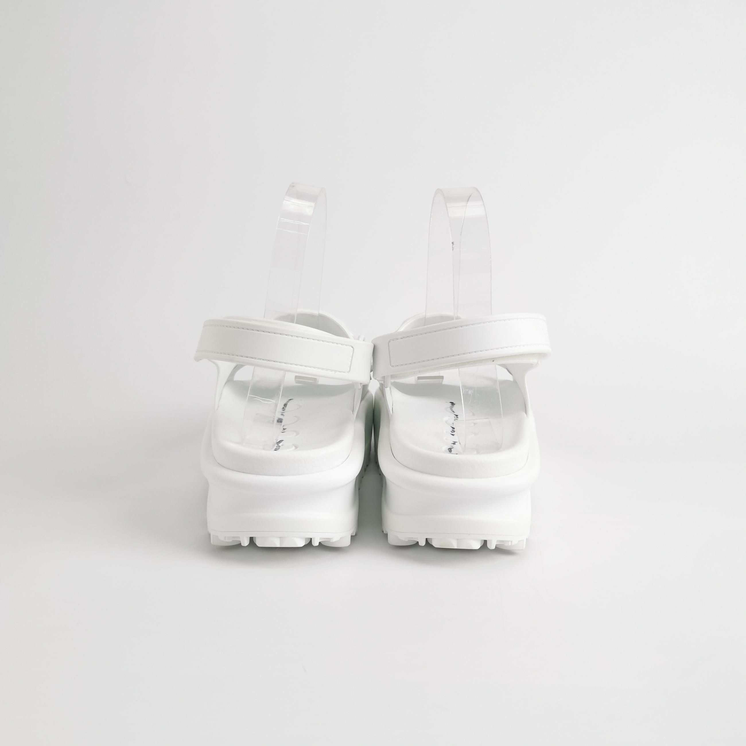 Gucci Gucci Women 6 Sandals Size US 6 / IT 36 - 4 Thumbnail