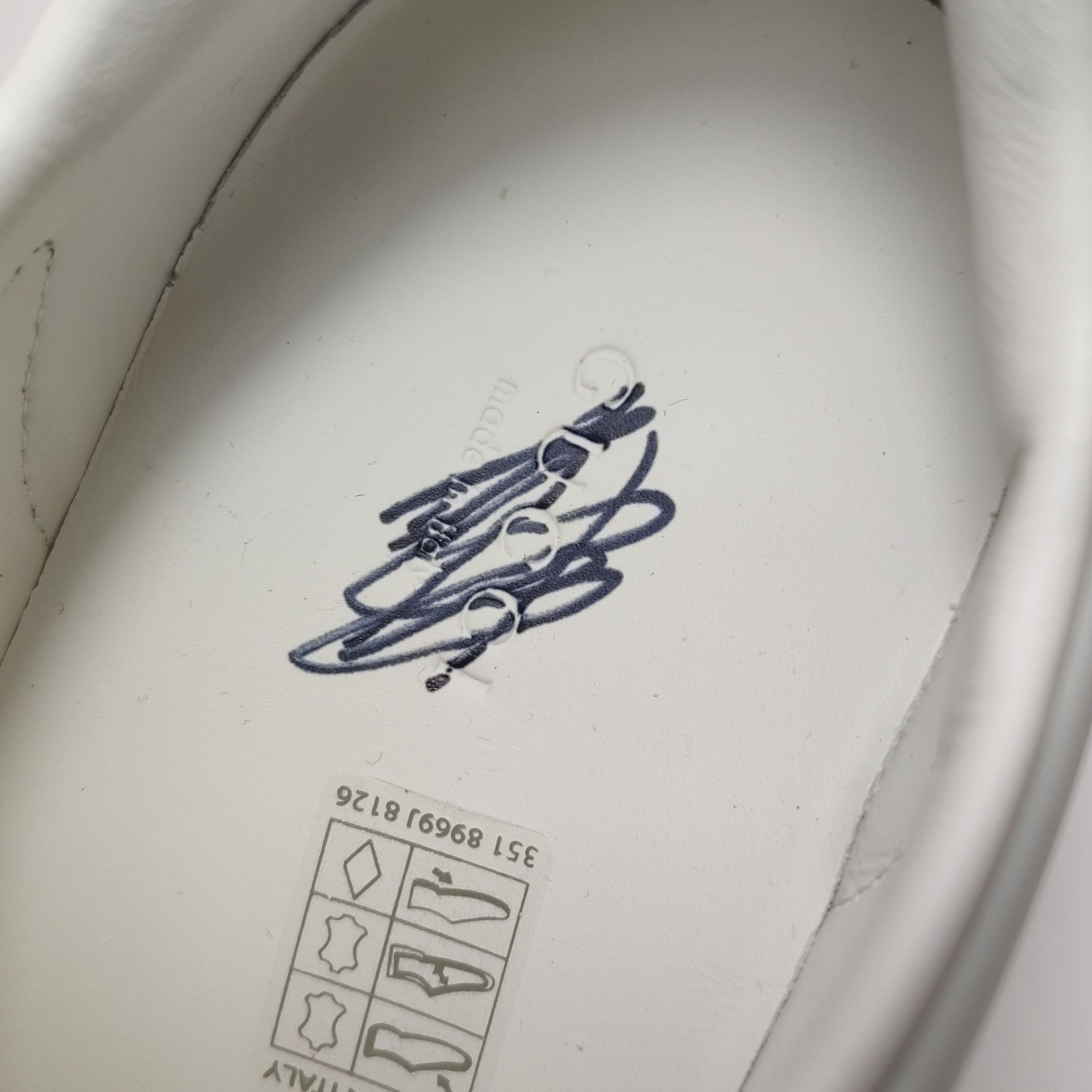 Gucci Gucci Women 7 Lowtop Sneakers Size US 7 / IT 37 - 10 Thumbnail