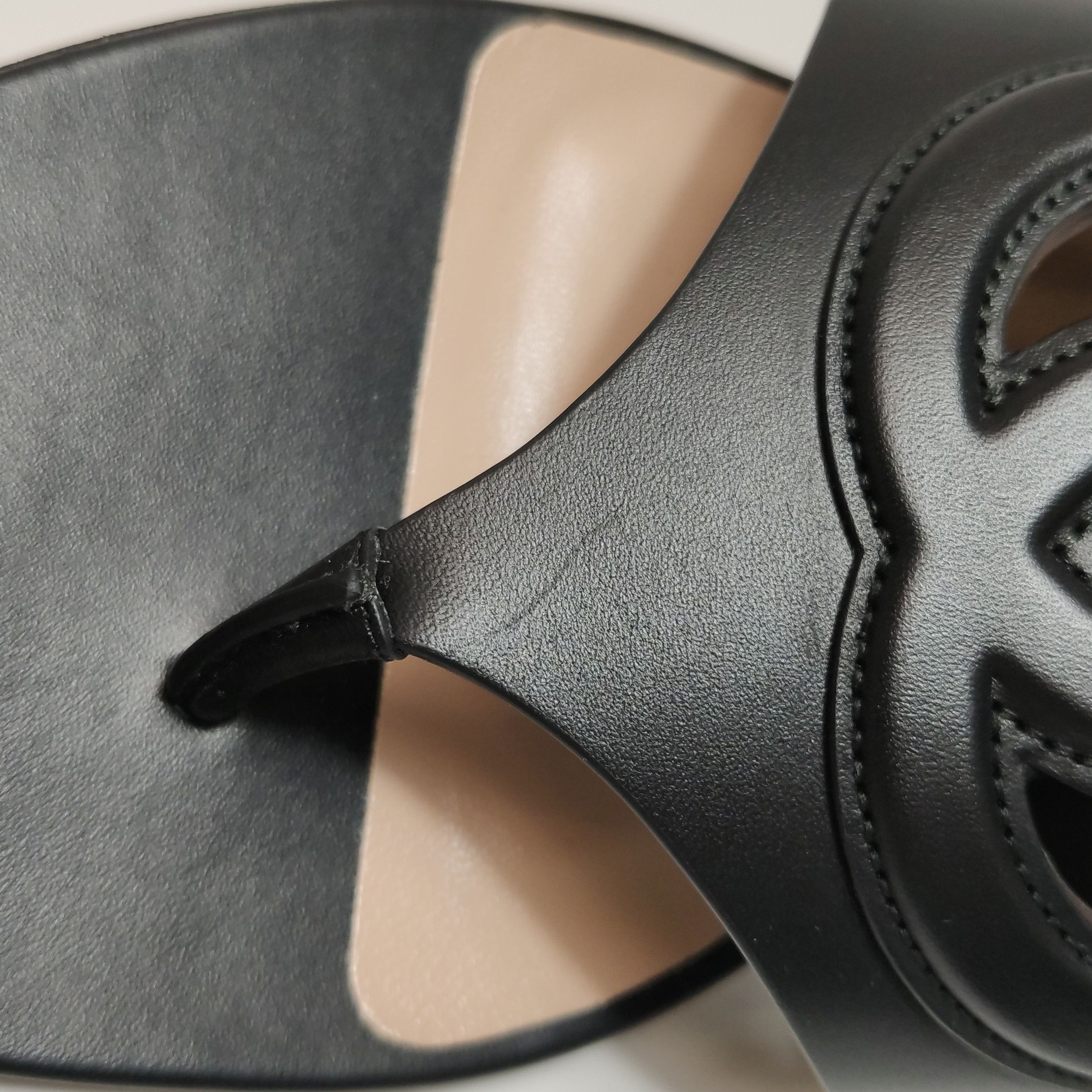Gucci Gucci Women 8-5 Sandals Size US 8.5 / IT 38.5 - 10 Thumbnail