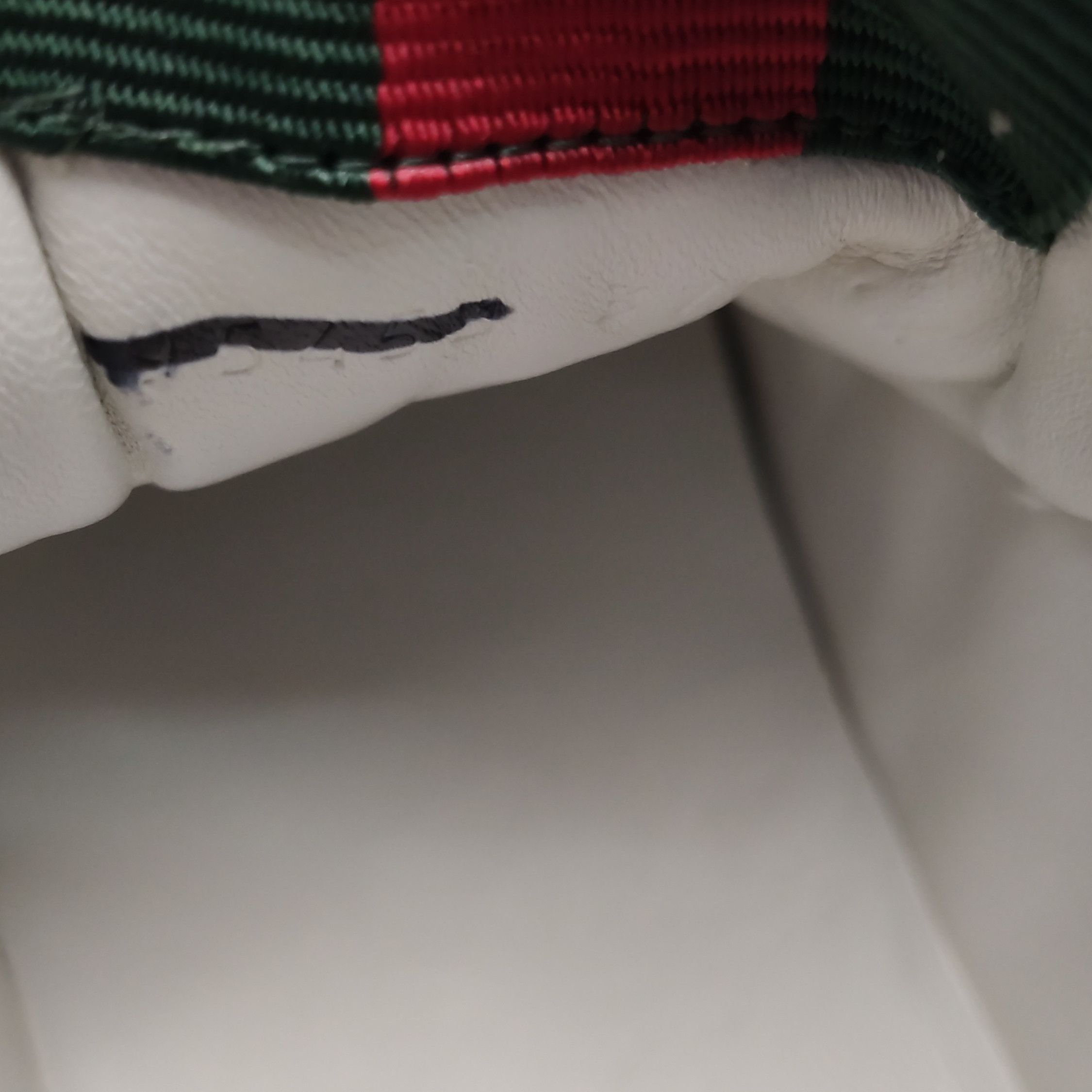 Gucci Gucci Women 7-5 Lowtop Sneakers Size US 7.5 / IT 37.5 - 12 Thumbnail