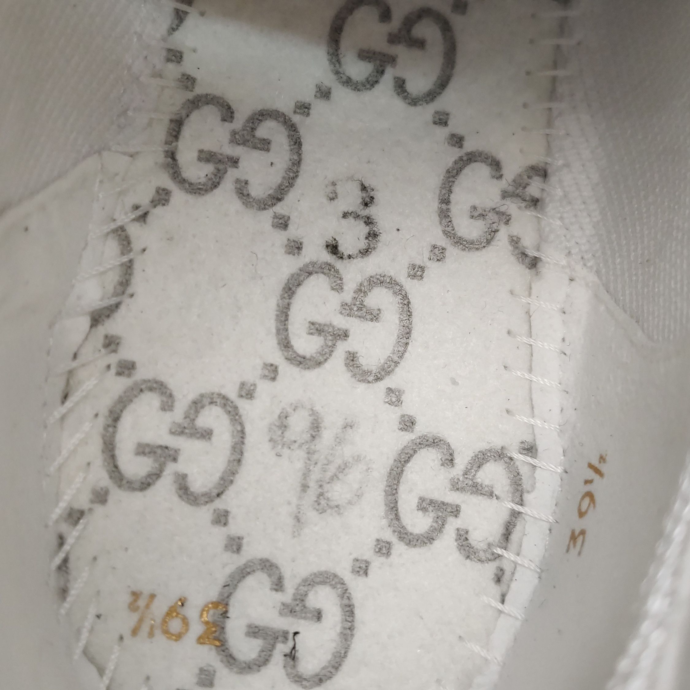 Gucci Gucci Women 9-5 Lowtop Sneakers Size US 9.5 / IT 39.5 - 9 Thumbnail