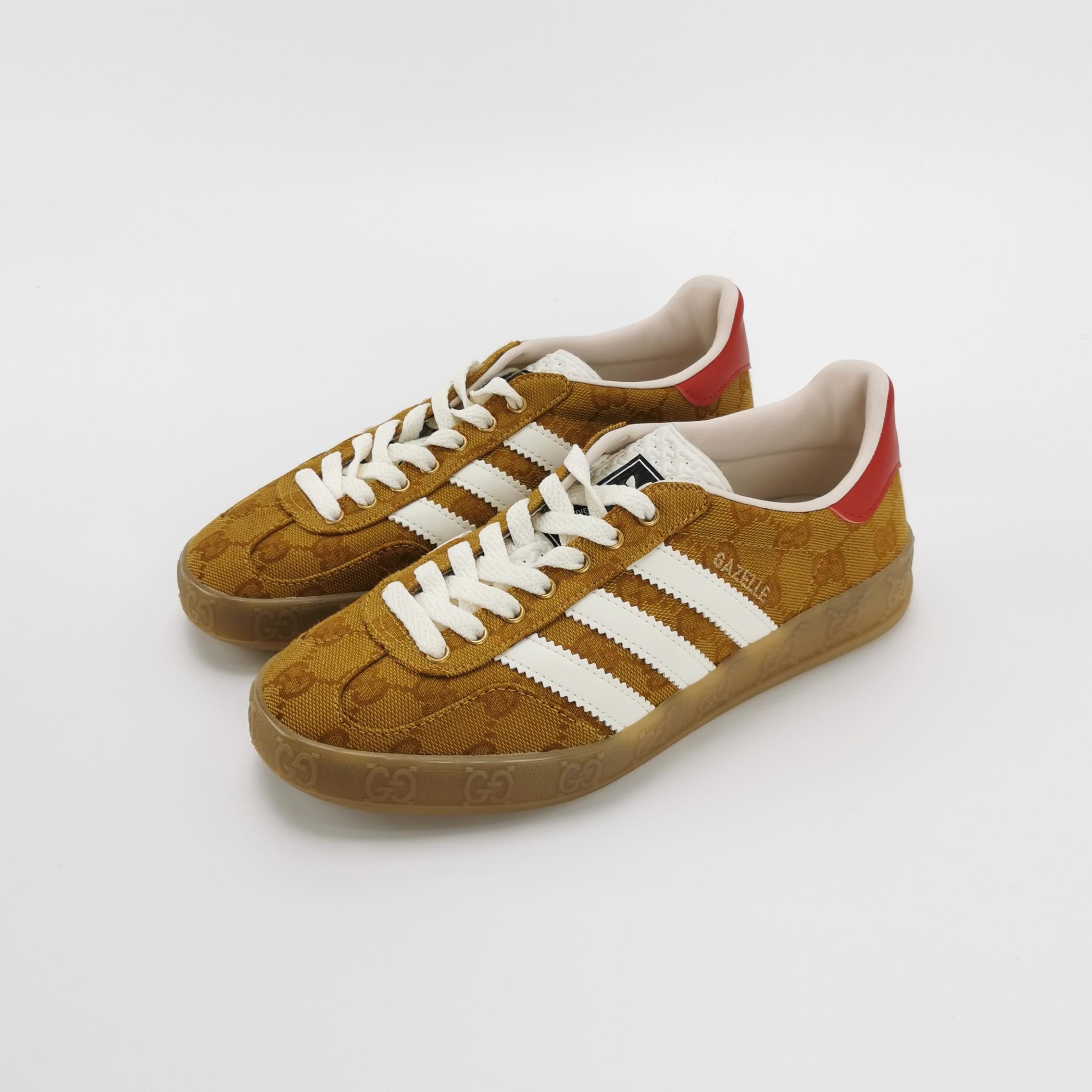 Gucci Gucci Women 6-5 Lowtop Sneakers Size US 6.5 / IT 36.5 - 2 Thumbnail