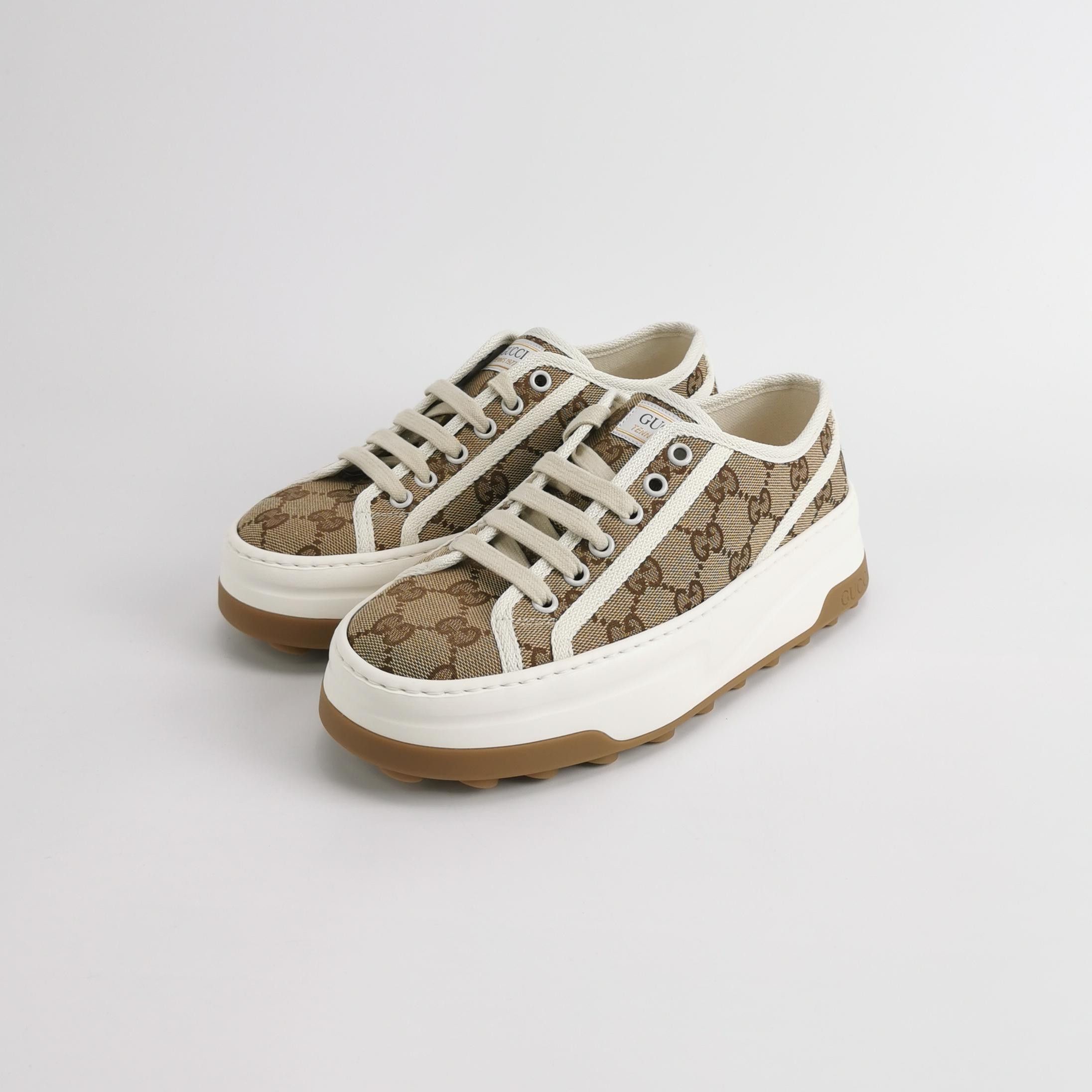 Gucci Gucci Women 6 Lowtop Sneakers Size US 6 / IT 36 - 2 Thumbnail