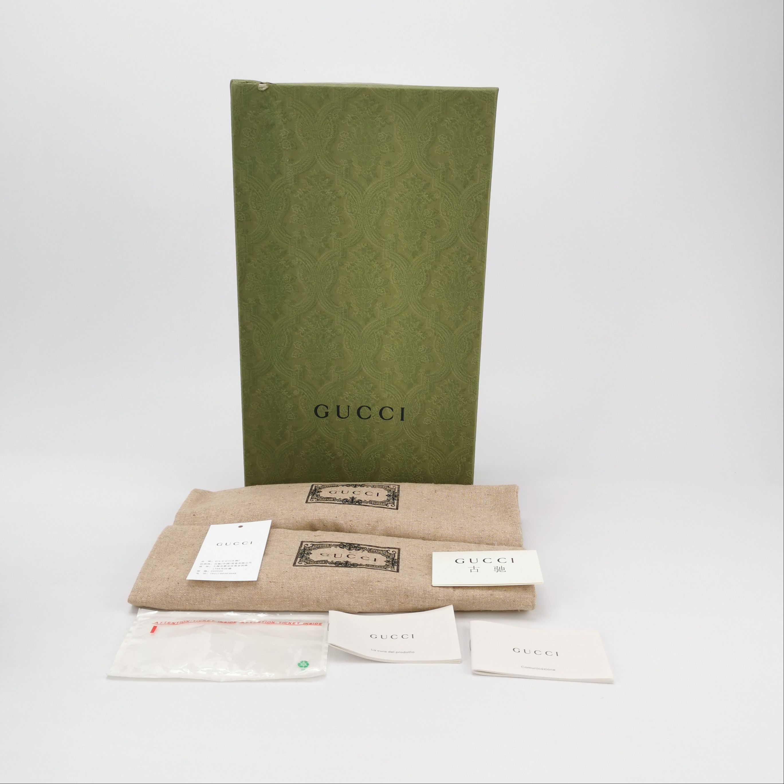 Gucci Gucci Women 5-5 Flats Size US 5.5 / IT 35.5 - 6 Thumbnail