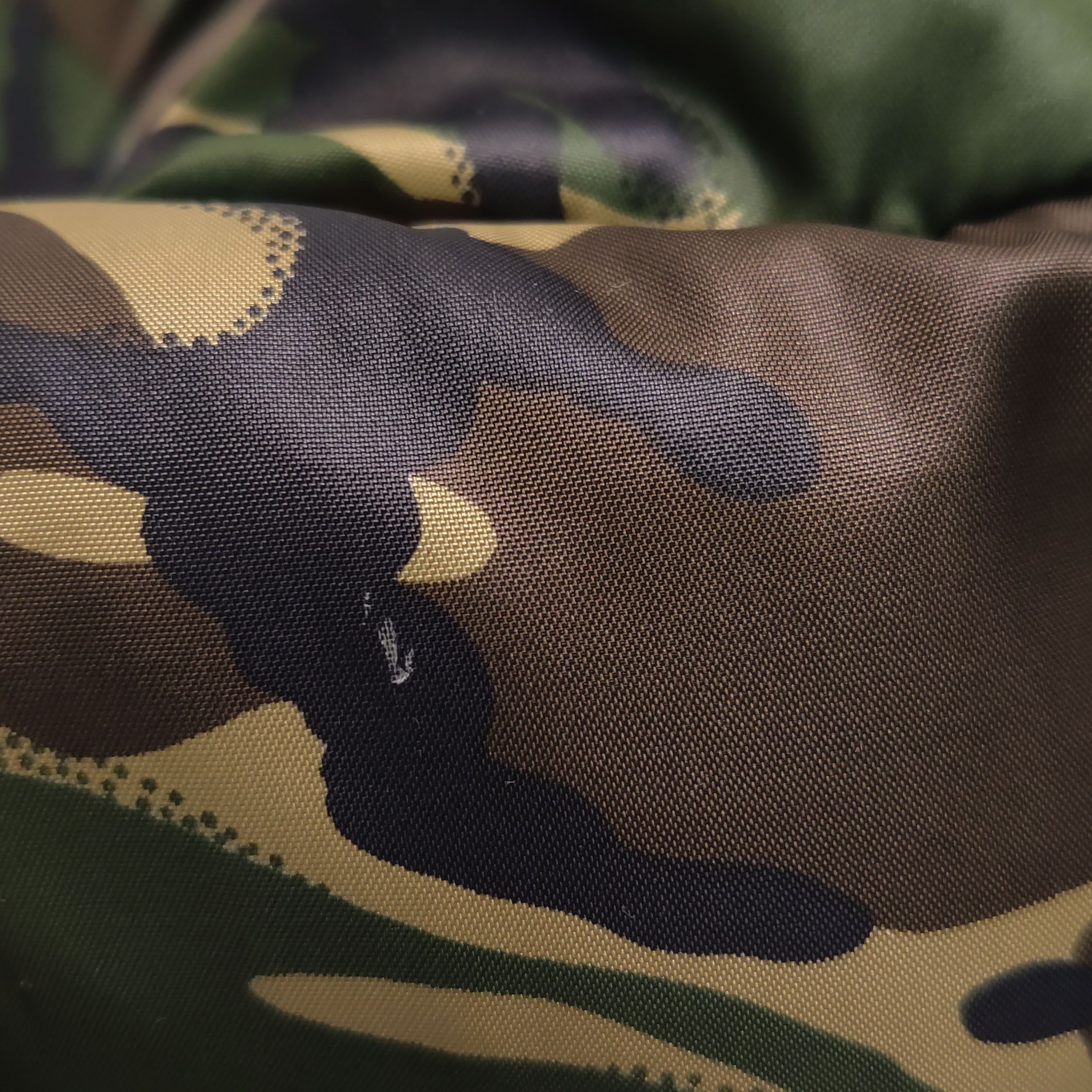 Celine Camouflage Logo Puffer Vest in Multi Size US S / EU 44-46 / 1 - 12 Thumbnail
