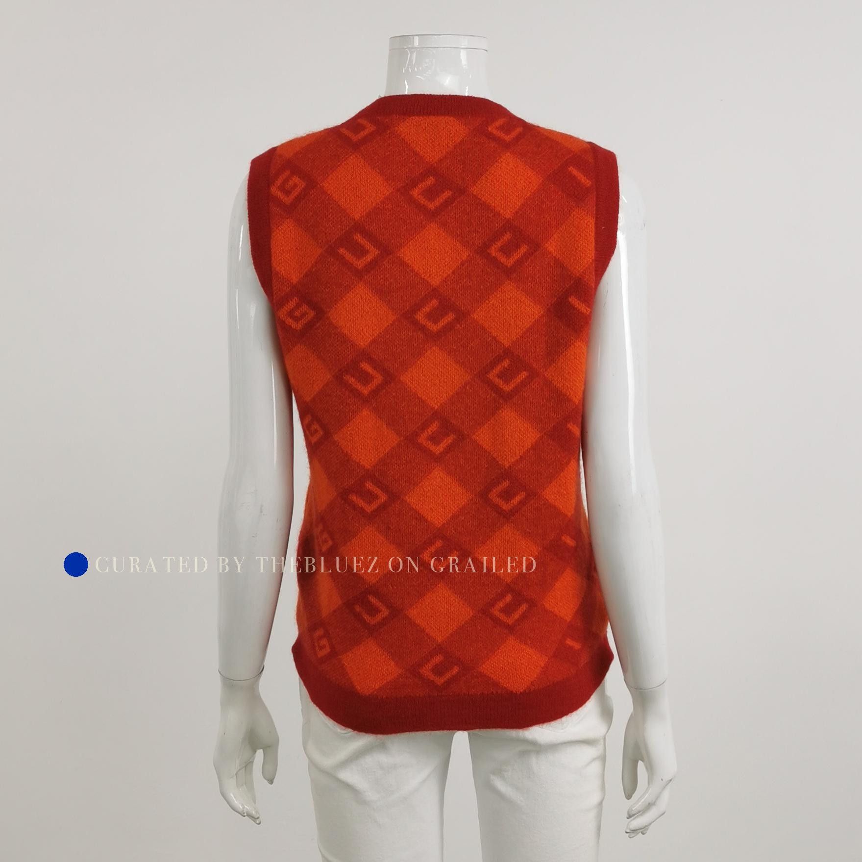 Gucci Red Mohair Knit Vest in Size S Size US S / EU 44-46 / 1 - 2 Thumbnail