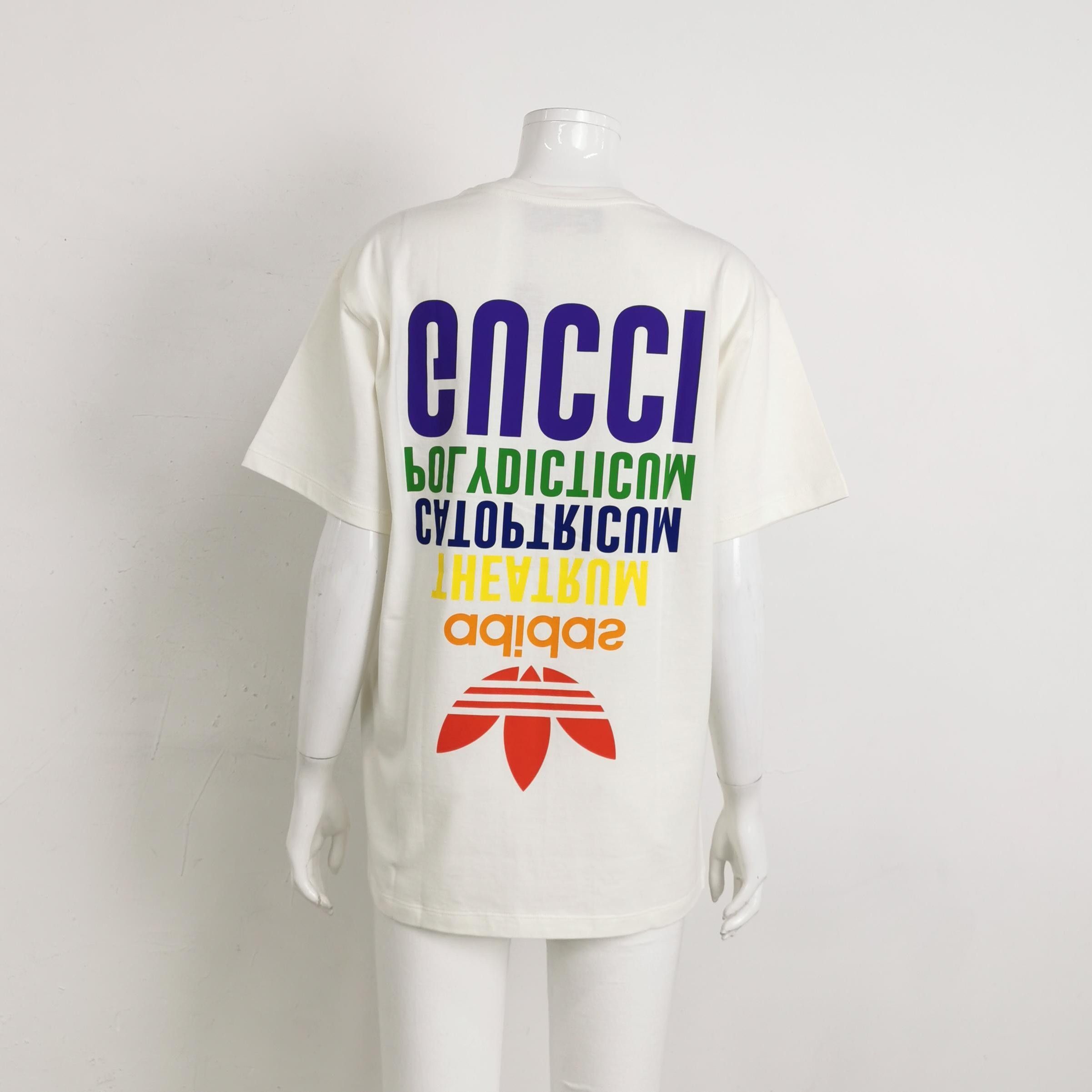Gucci Logo Graphic T-Shirt in White Size US XS / EU 42 / 0 - 2 Thumbnail