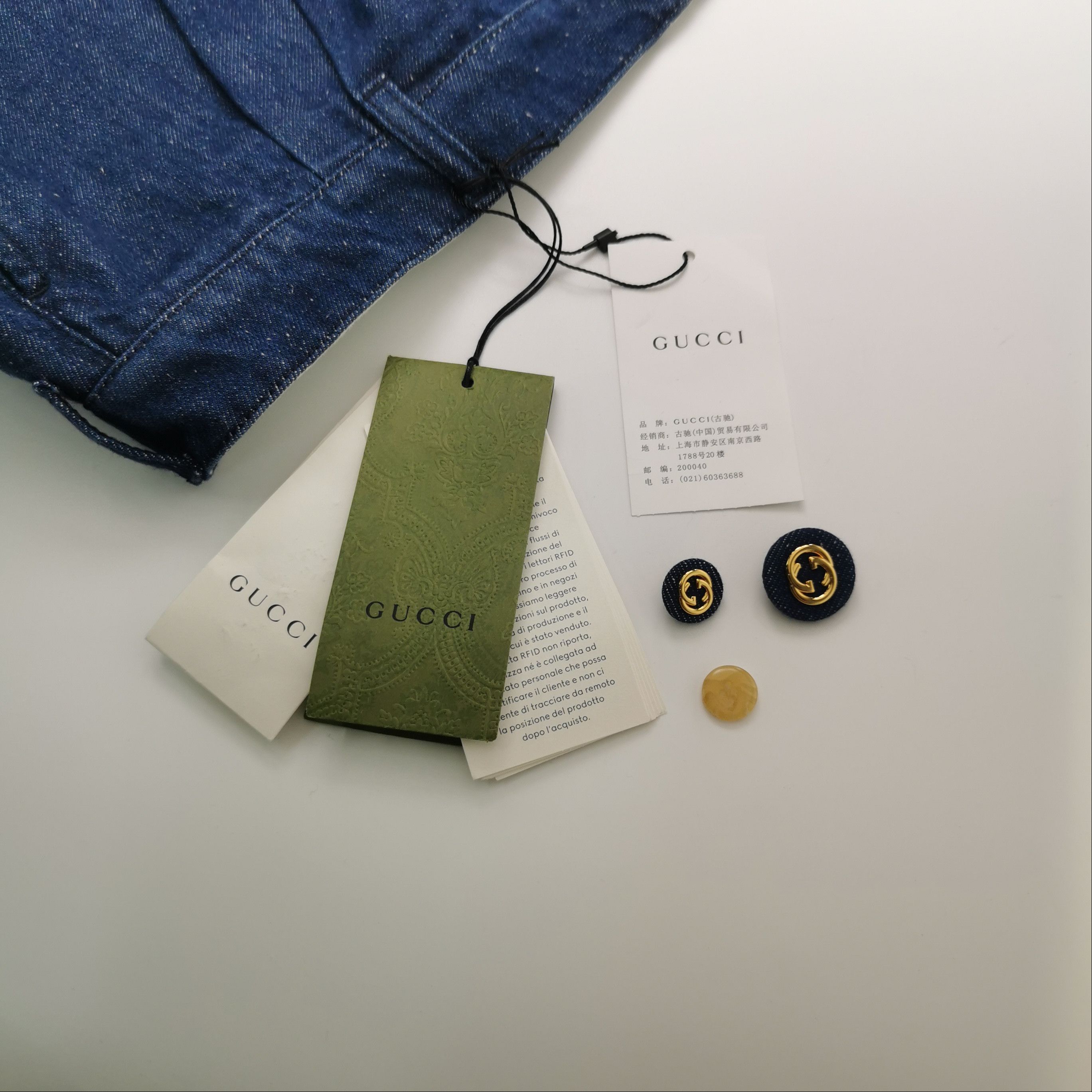 Gucci Logo Patch Denim Shorts in Blue Size US 26 / EU 42 - 4 Thumbnail