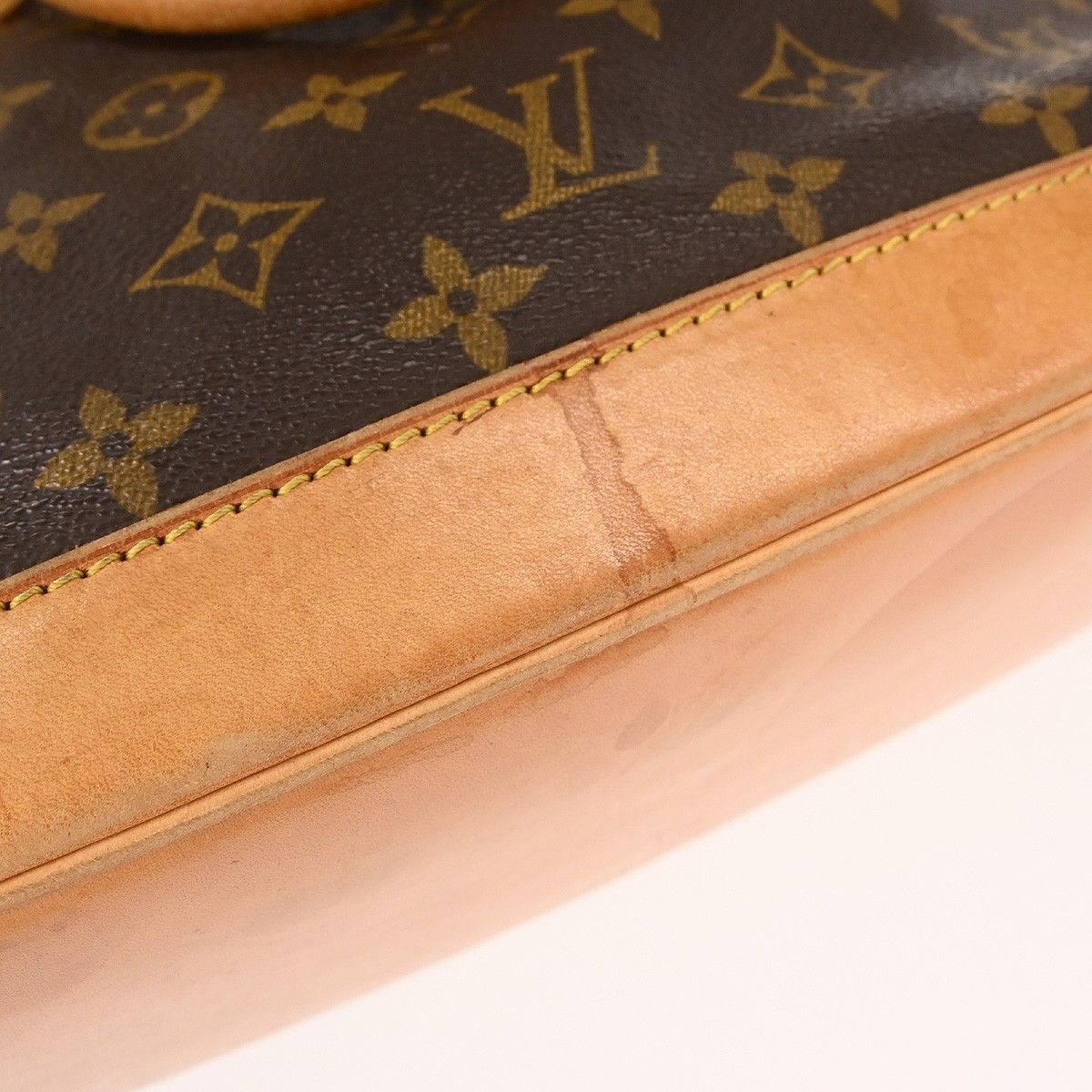 Louis Vuitton Louis Vuitton Alma Handbag Monogram Canvas Size ONE SIZE - 10 Thumbnail