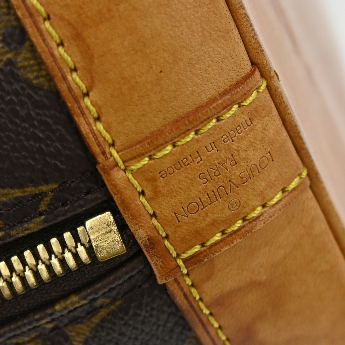 Louis Vuitton Louis Vuitton Alma Handbag Monogram Canvas Size ONE SIZE - 4 Thumbnail