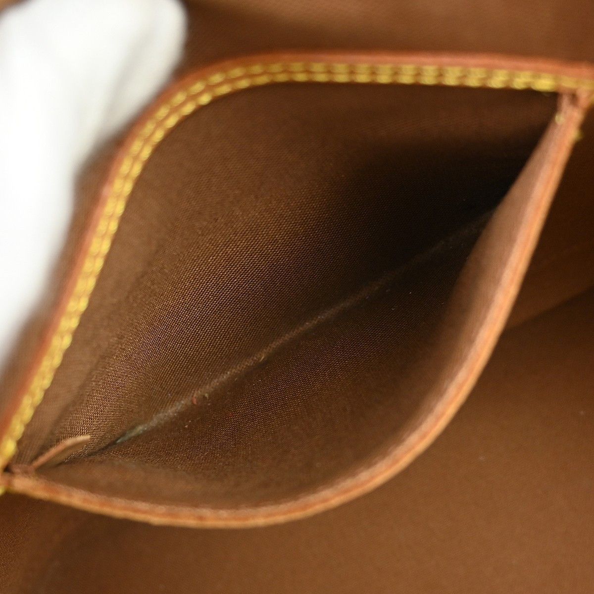 Louis Vuitton Louis Vuitton Alma Handbag Monogram Canvas Size ONE SIZE - 14 Thumbnail