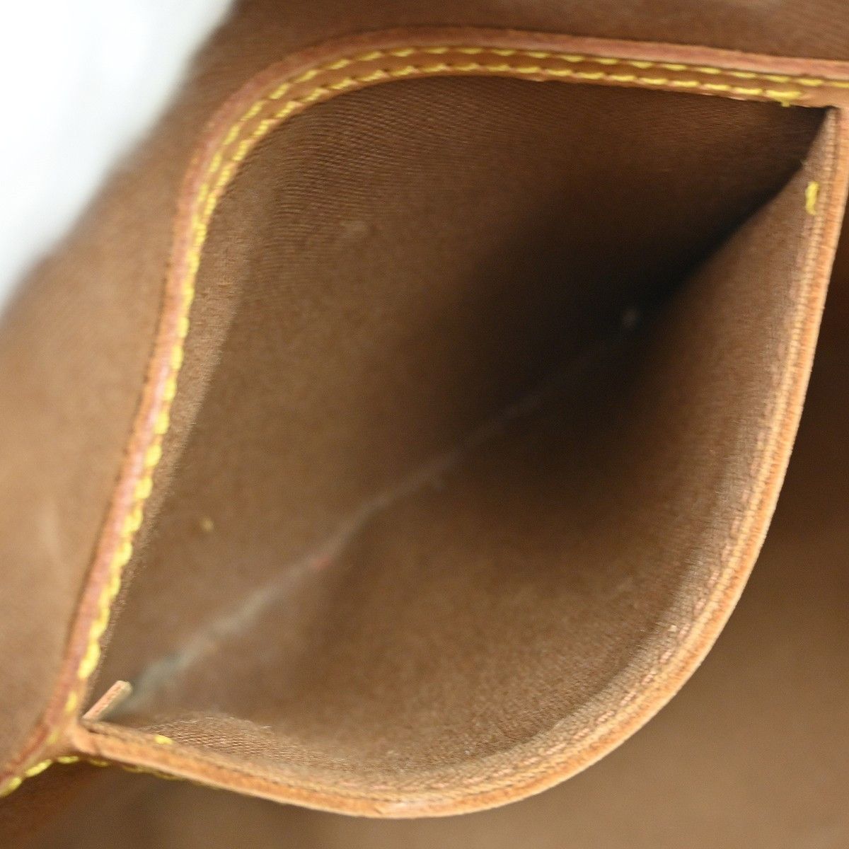 Louis Vuitton Louis Vuitton Alma Handbag Monogram Canvas Size ONE SIZE - 14 Thumbnail
