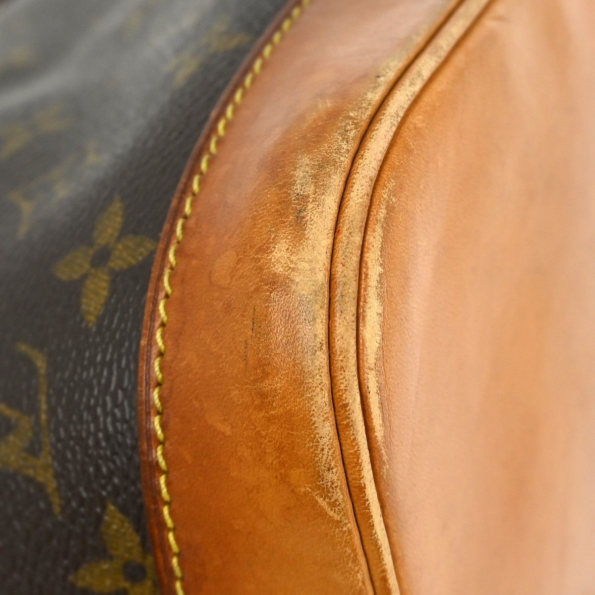 Louis Vuitton Louis Vuitton Alma Handbag Monogram Canvas Size ONE SIZE - 7 Thumbnail