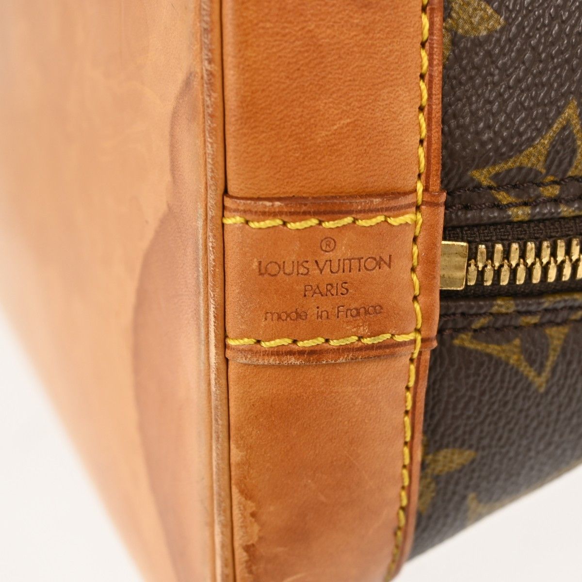 Louis Vuitton Louis Vuitton Alma Handbag Monogram Canvas Size ONE SIZE - 4 Thumbnail