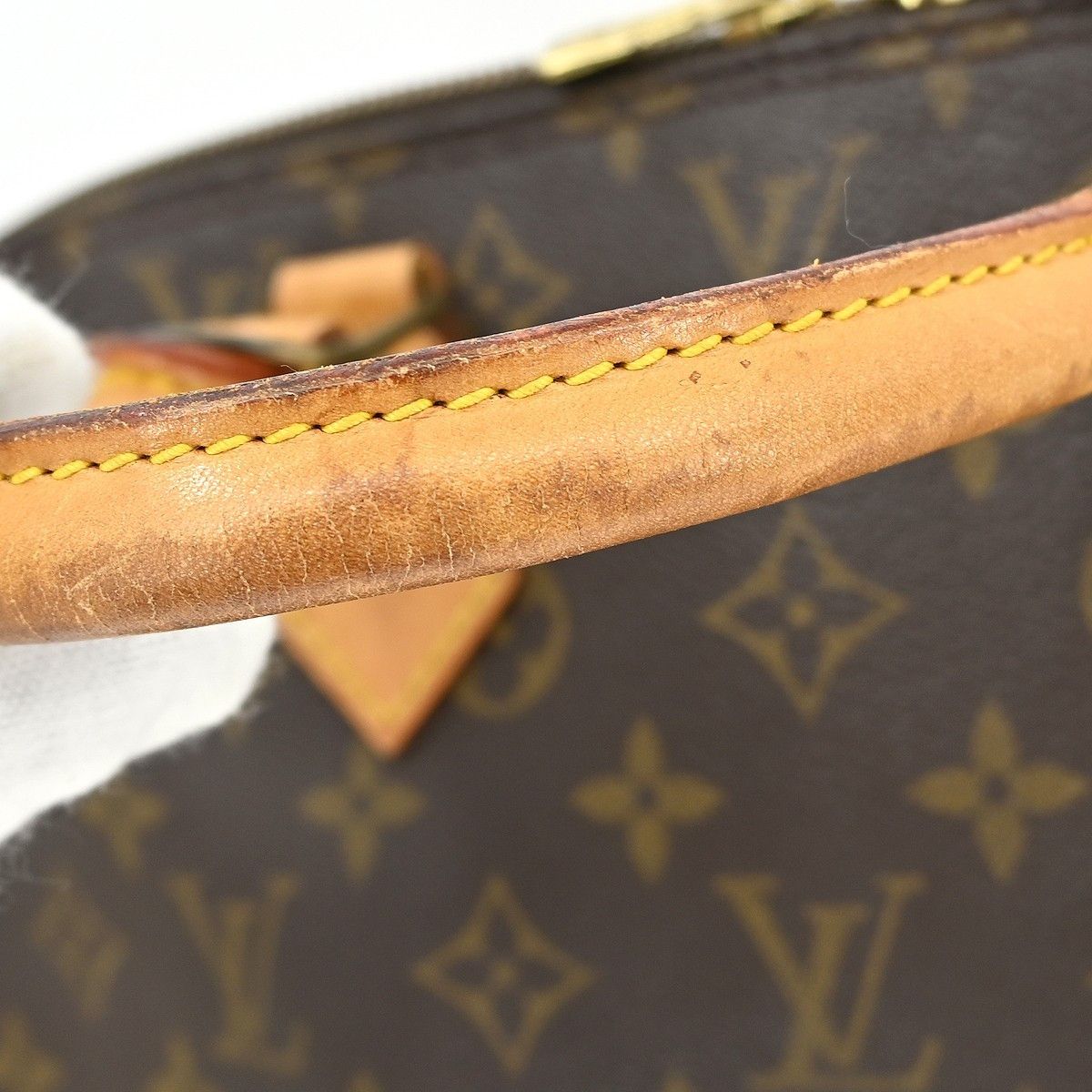 Louis Vuitton Louis Vuitton Alma Handbag Monogram Canvas Size ONE SIZE - 8 Thumbnail