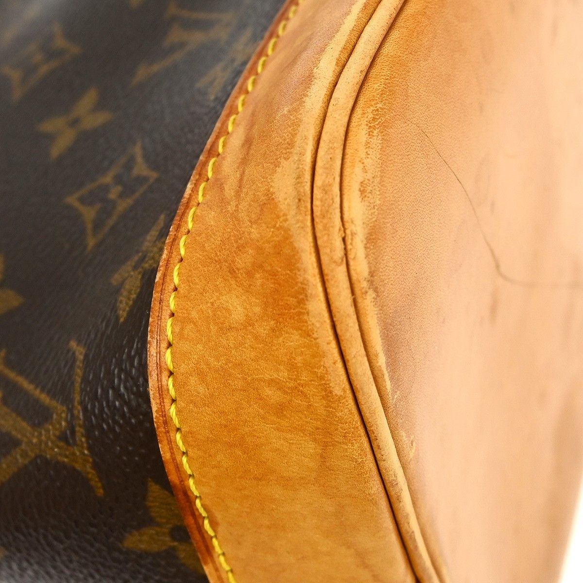 Louis Vuitton Louis Vuitton Alma Handbag Monogram Canvas Size ONE SIZE - 7 Thumbnail