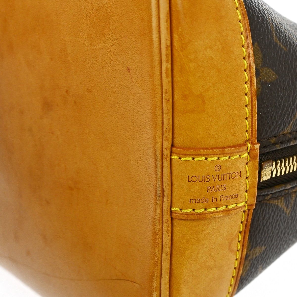 Louis Vuitton Louis Vuitton Alma Handbag Monogram Canvas Size ONE SIZE - 4 Thumbnail