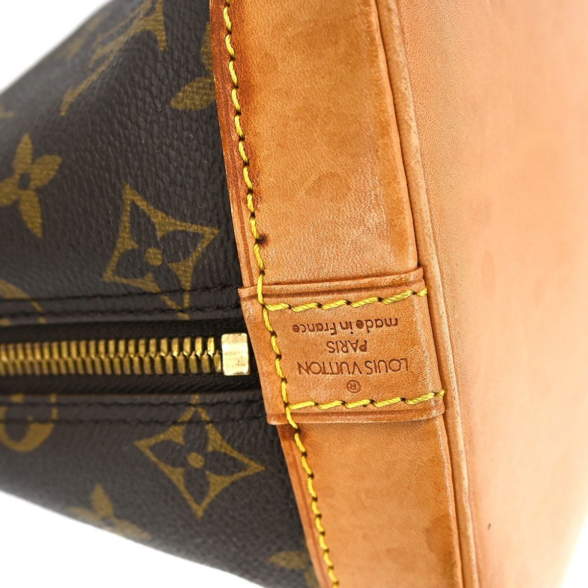 Louis Vuitton Louis Vuitton Alma Handbag Monogram Canvas Size ONE SIZE - 4 Thumbnail