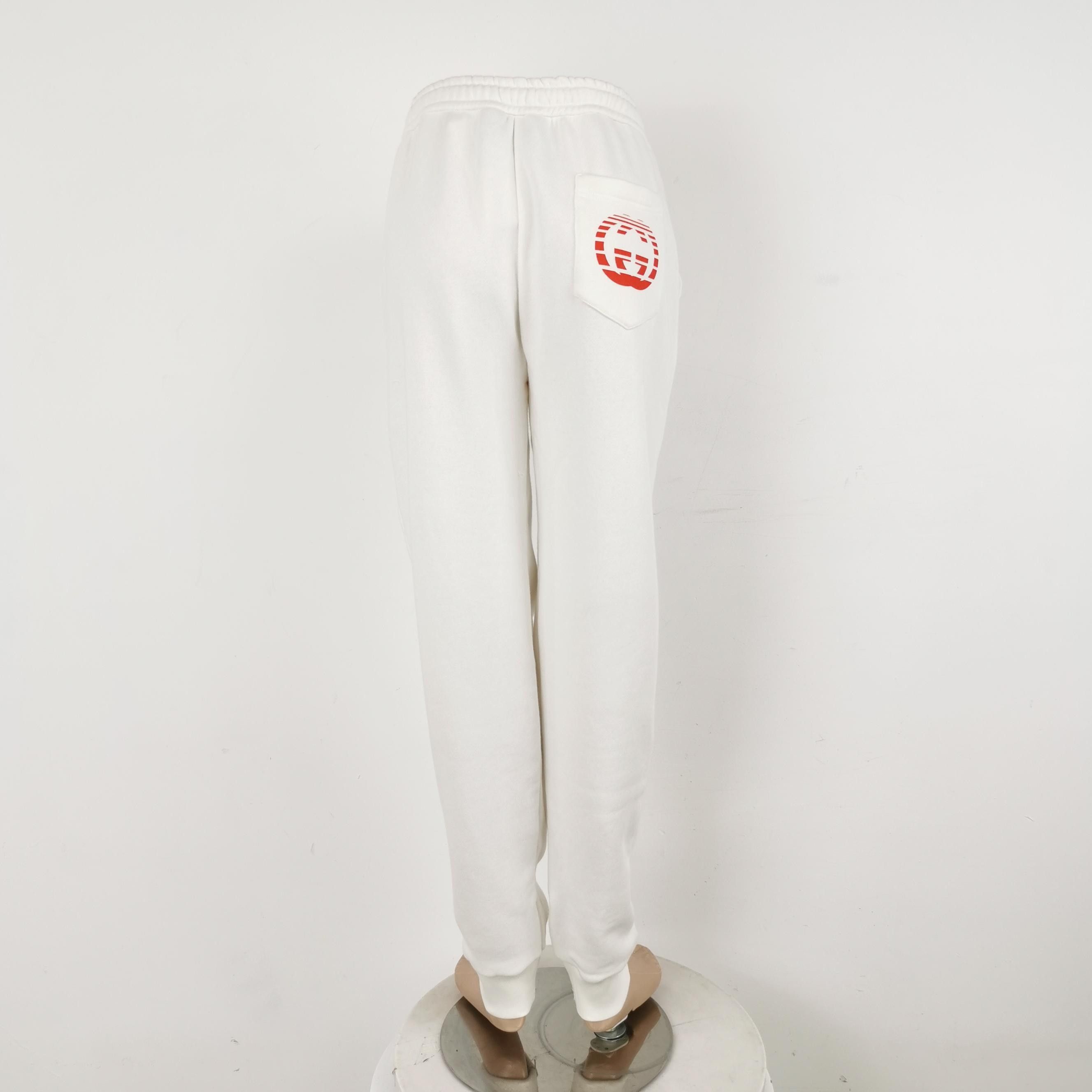 Gucci White Logo Sweatpants in Size 34 Size US 34 / EU 50 - 3 Thumbnail