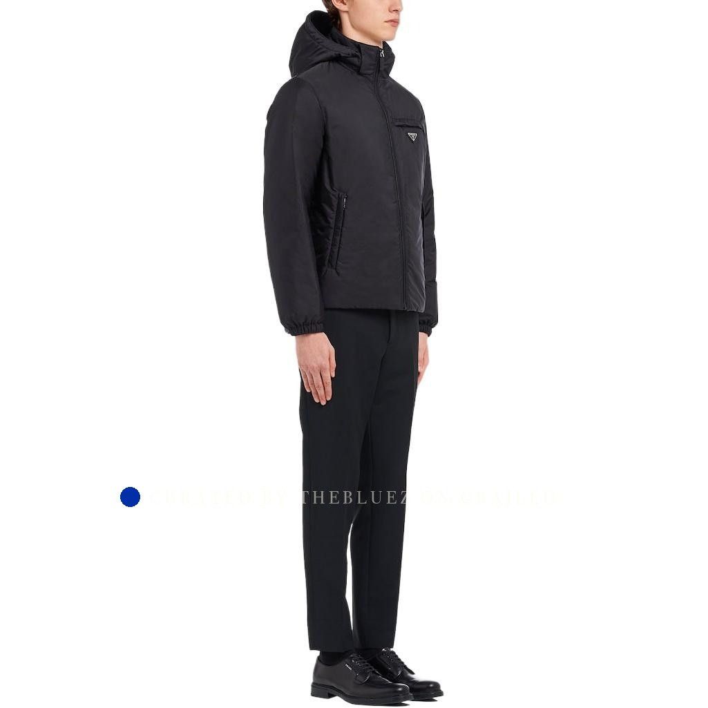 Prada Lightweight Hooded Jacket in Black Size US S / EU 44-46 / 1 - 9 Thumbnail