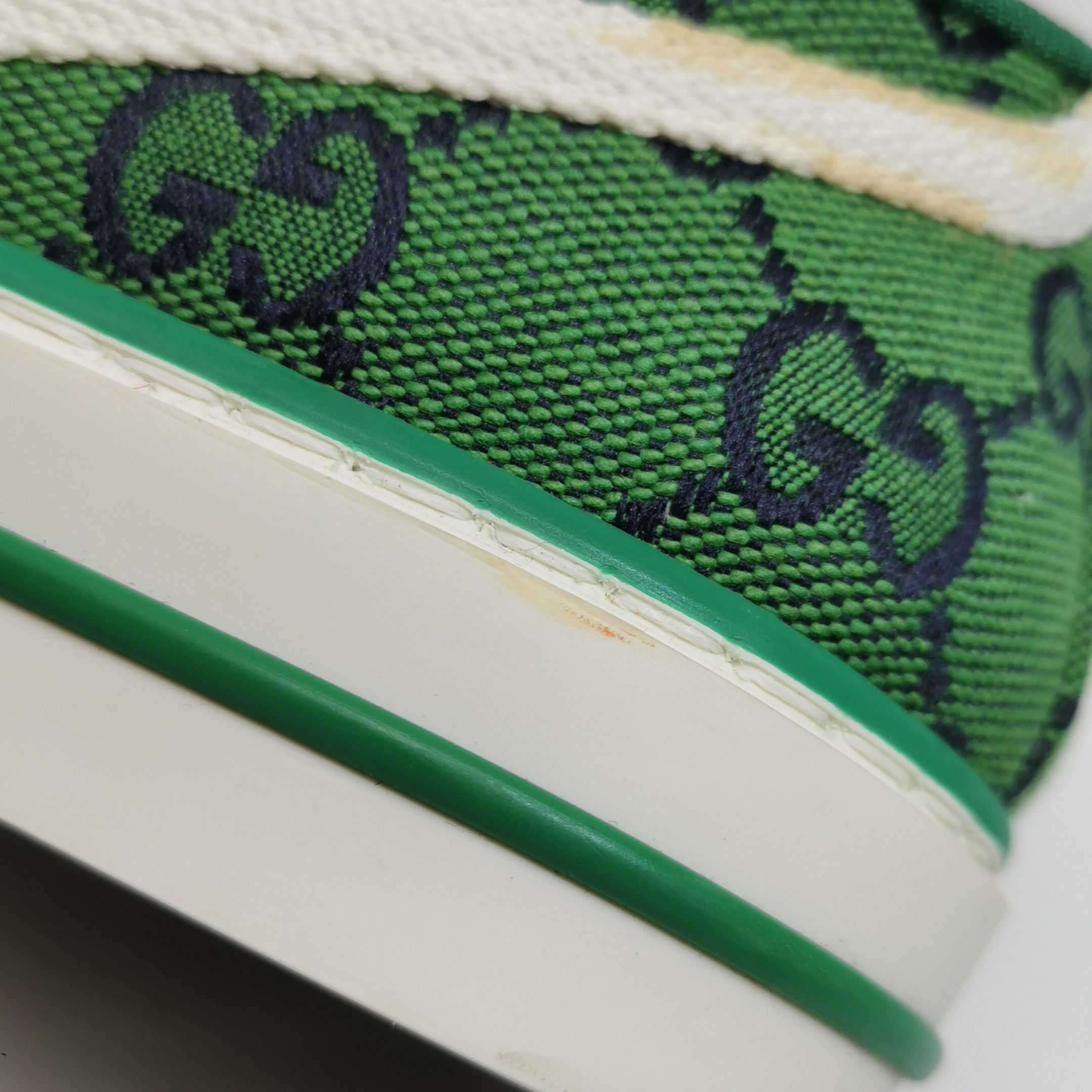 Gucci Gucci Women 6-5 Lowtop Sneakers Size US 6.5 / IT 36.5 - 8 Thumbnail