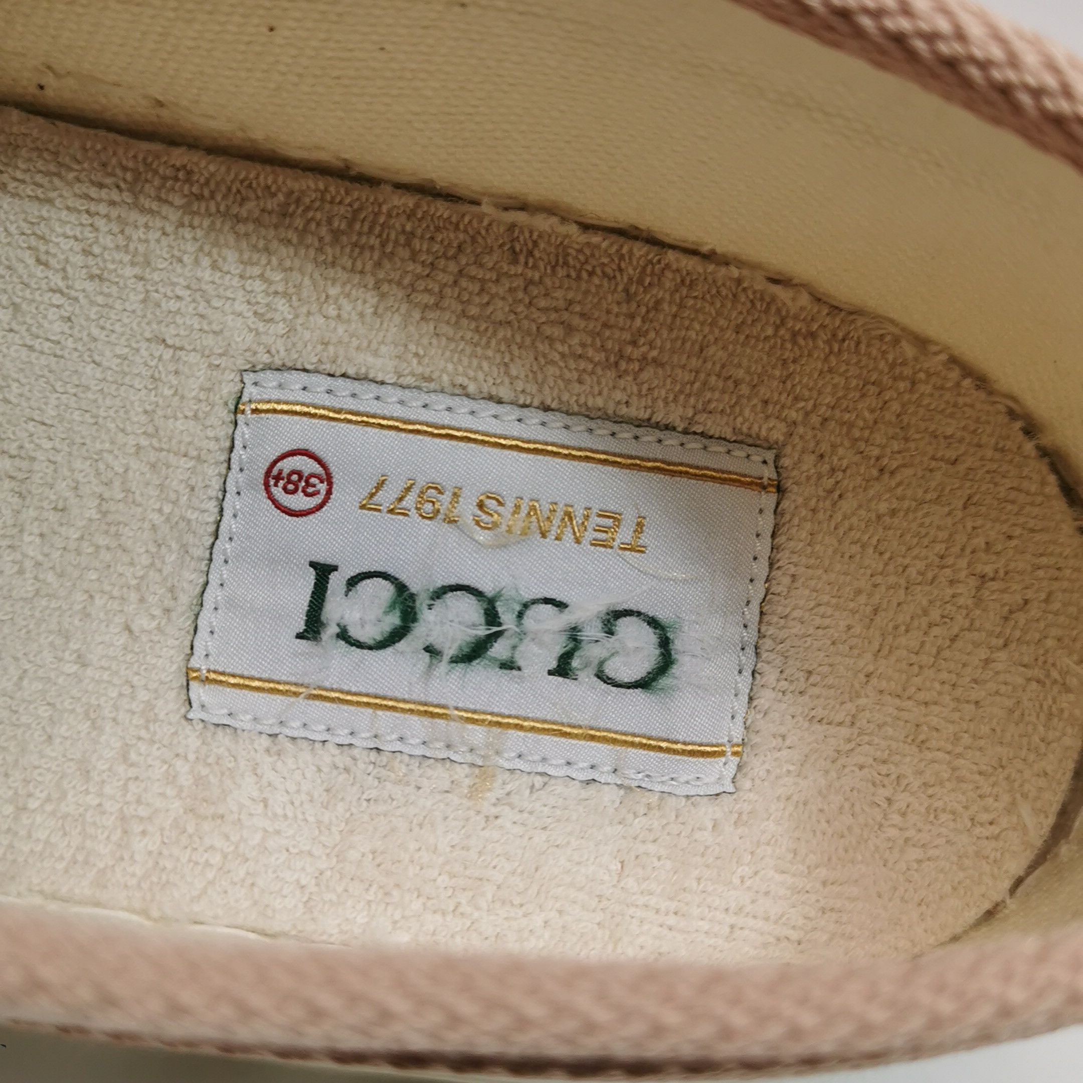 Gucci Gucci Women 8-5 Lowtop Sneakers Size US 8.5 / IT 38.5 - 8 Thumbnail