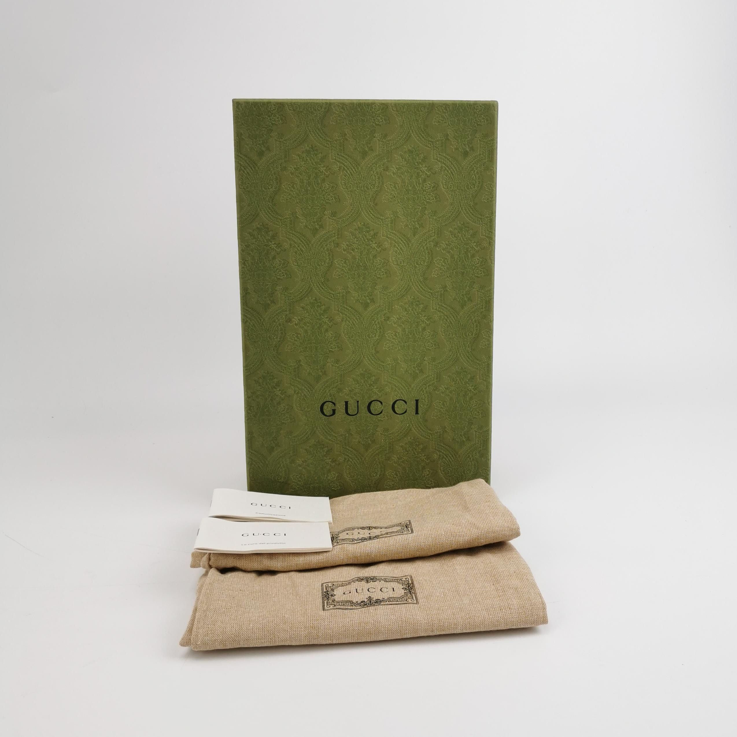 Gucci Gucci Women 7 Lowtop Sneakers Size US 7 / IT 37 - 6 Thumbnail