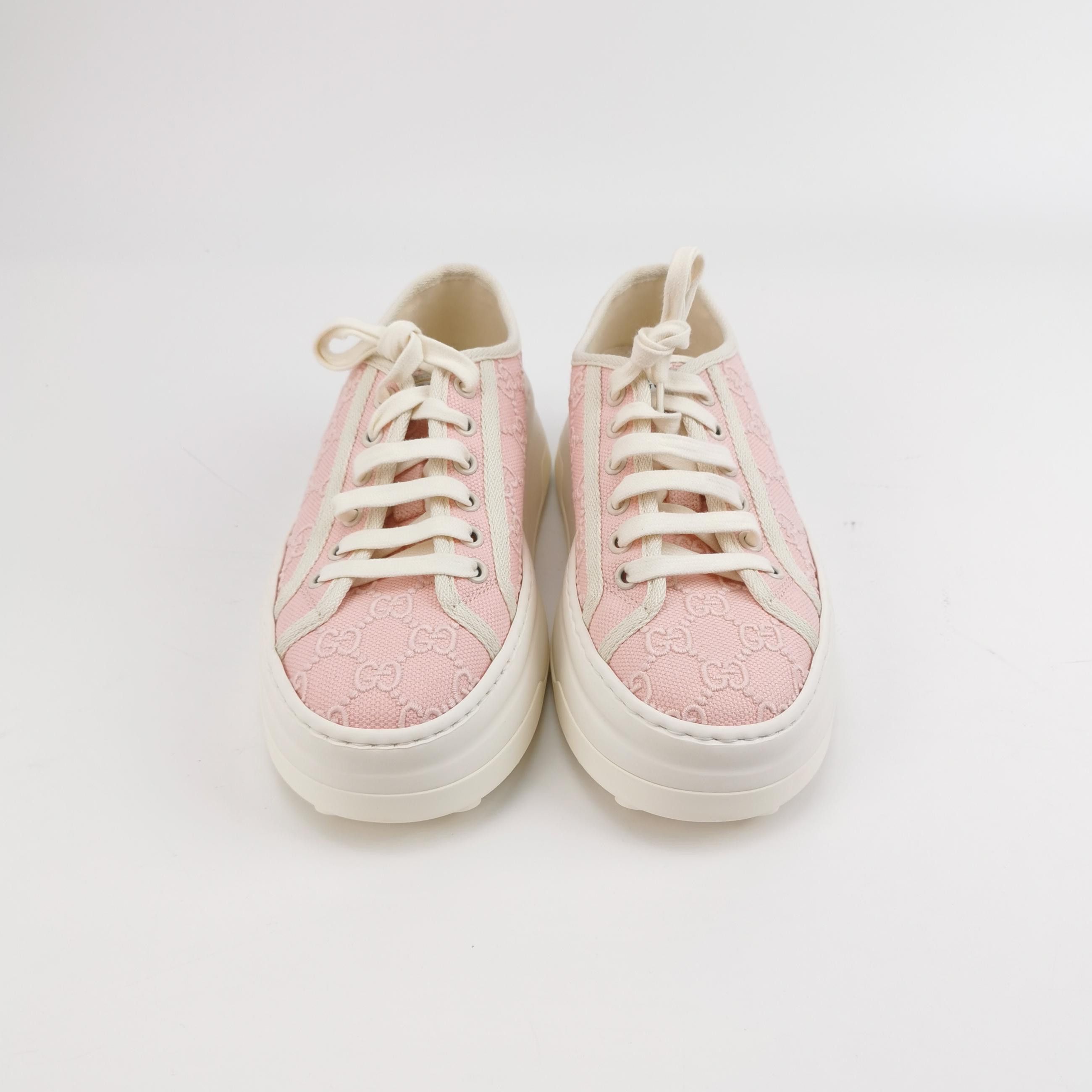 Gucci Gucci Women 7-5 Lowtop Sneakers Size US 7.5 / IT 37.5 - 3 Thumbnail