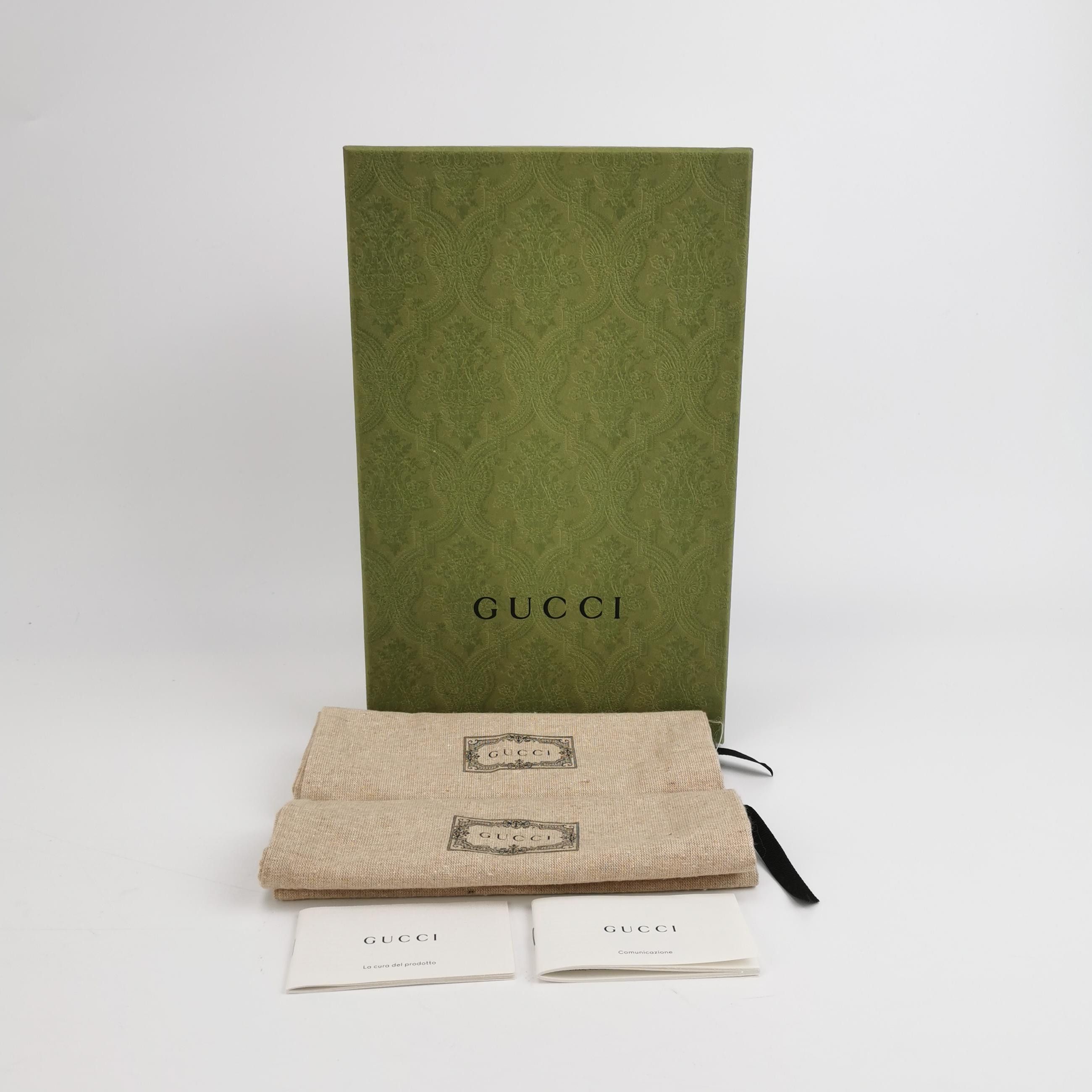 Gucci Gucci Women 6-5 Lowtop Sneakers Size US 6.5 / IT 36.5 - 6 Thumbnail