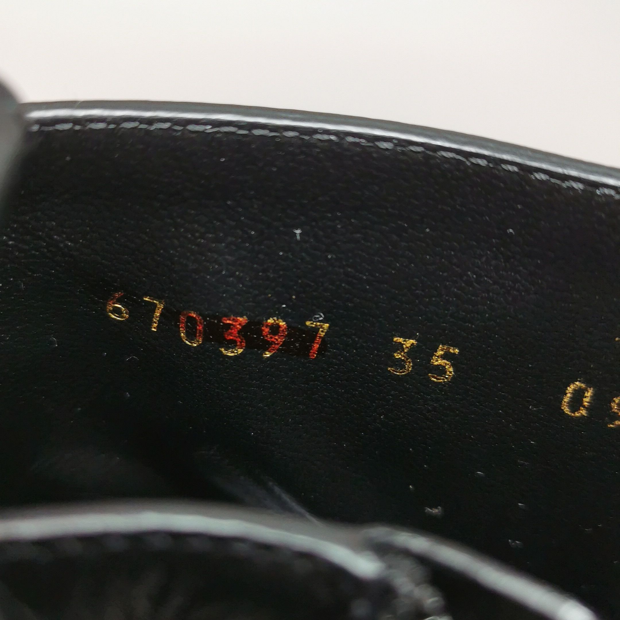 Gucci Gucci Women 5 Boots Size US 5 / IT 35 - 11 Thumbnail