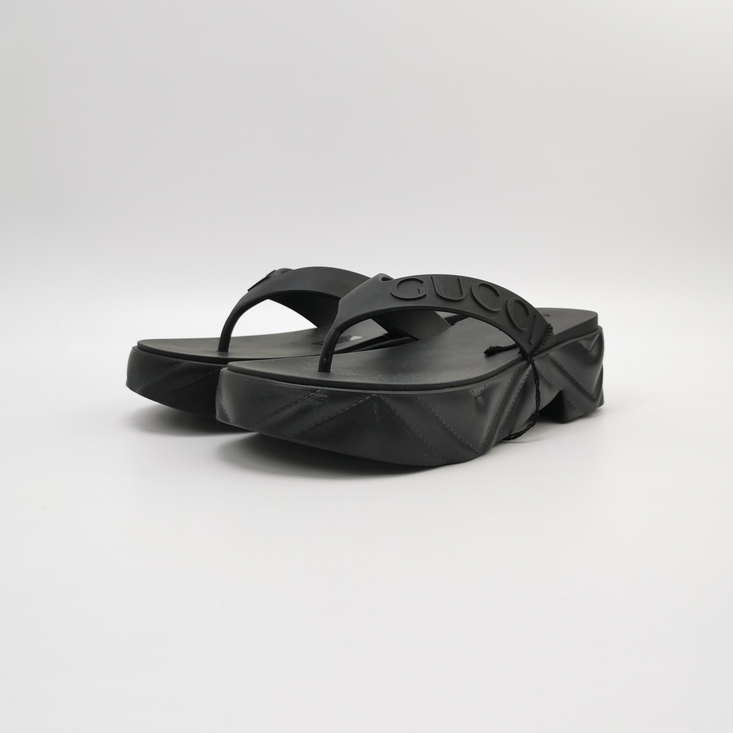 Gucci Gucci Women 5 Sandals Size US 5 / IT 35 - 2 Thumbnail