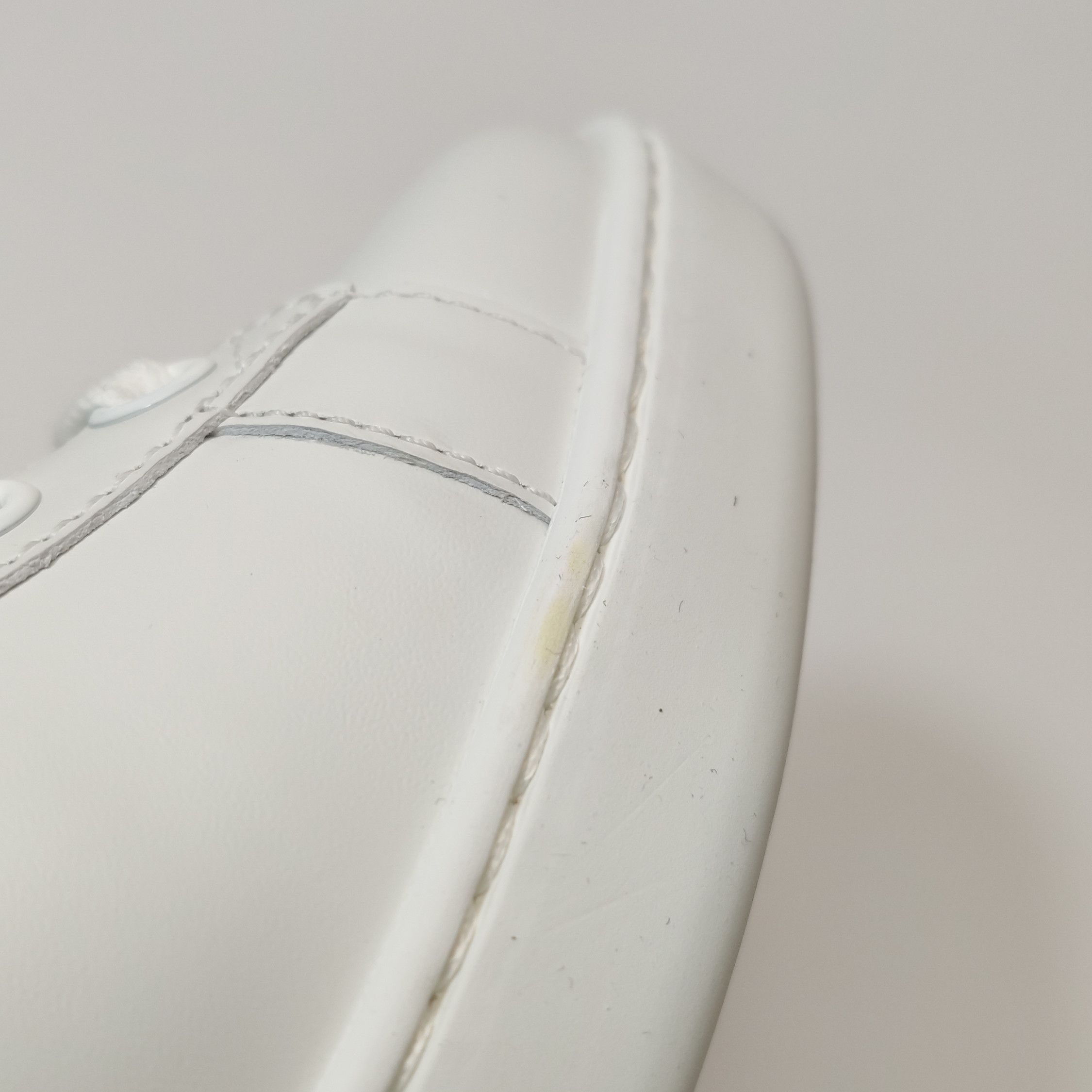 Gucci Gucci Women 6-5 Lowtop Sneakers Size US 6.5 / IT 36.5 - 9 Thumbnail