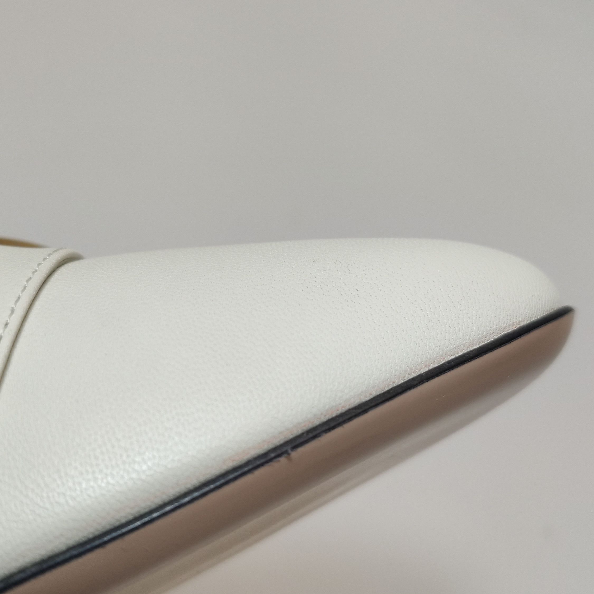 Gucci Gucci Women 8-5 Heels Size US 8.5 / IT 38.5 - 7 Thumbnail