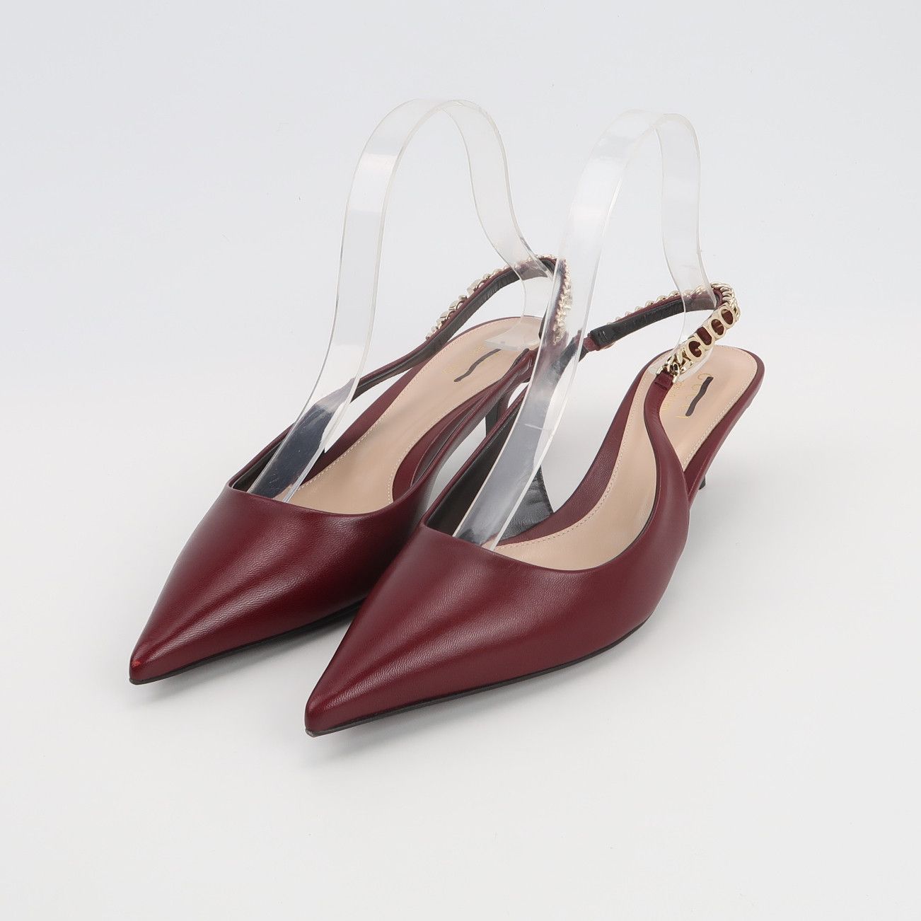 Gucci Gucci Women 7-5 Flats Size US 7.5 / IT 37.5 - 2 Thumbnail