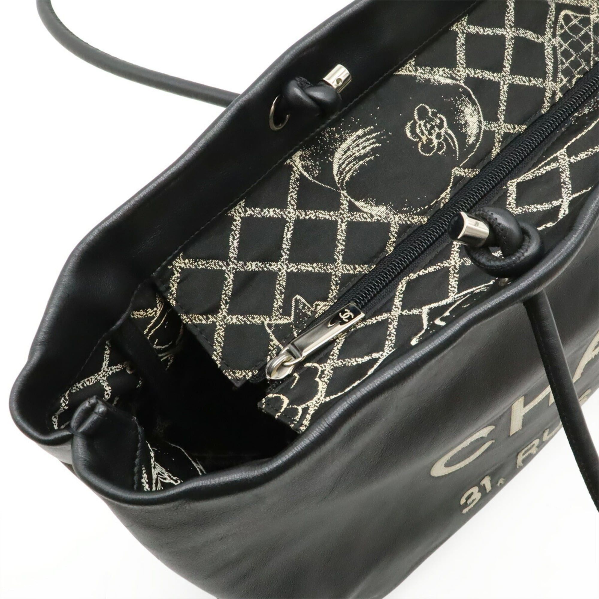 Chanel CHANEL Essential Tote Bag, Large Shoulder Leather, Black/White, A46882 Size ONE SIZE - 6 Thumbnail