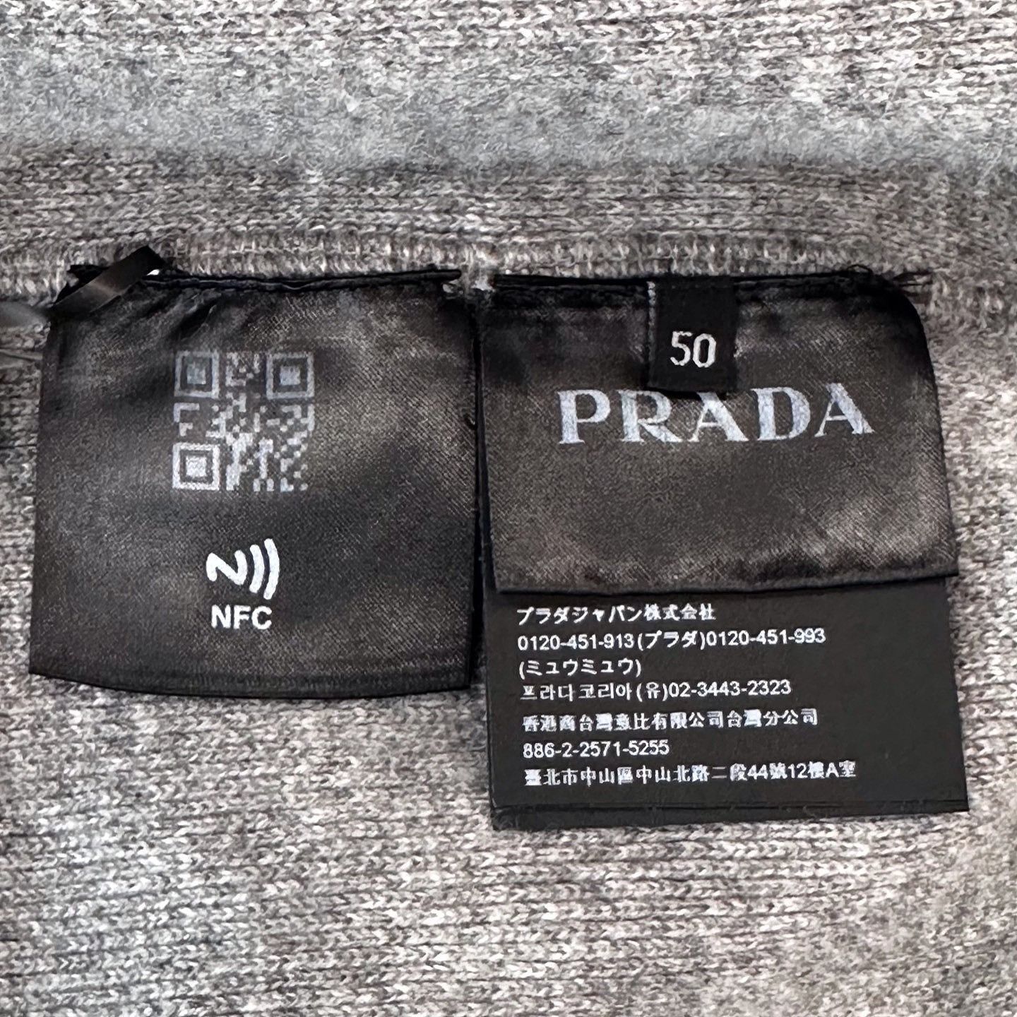 Prada Cashmere Crewneck Sweater in Gray Size US M / EU 48-50 / 2 - 8 Thumbnail