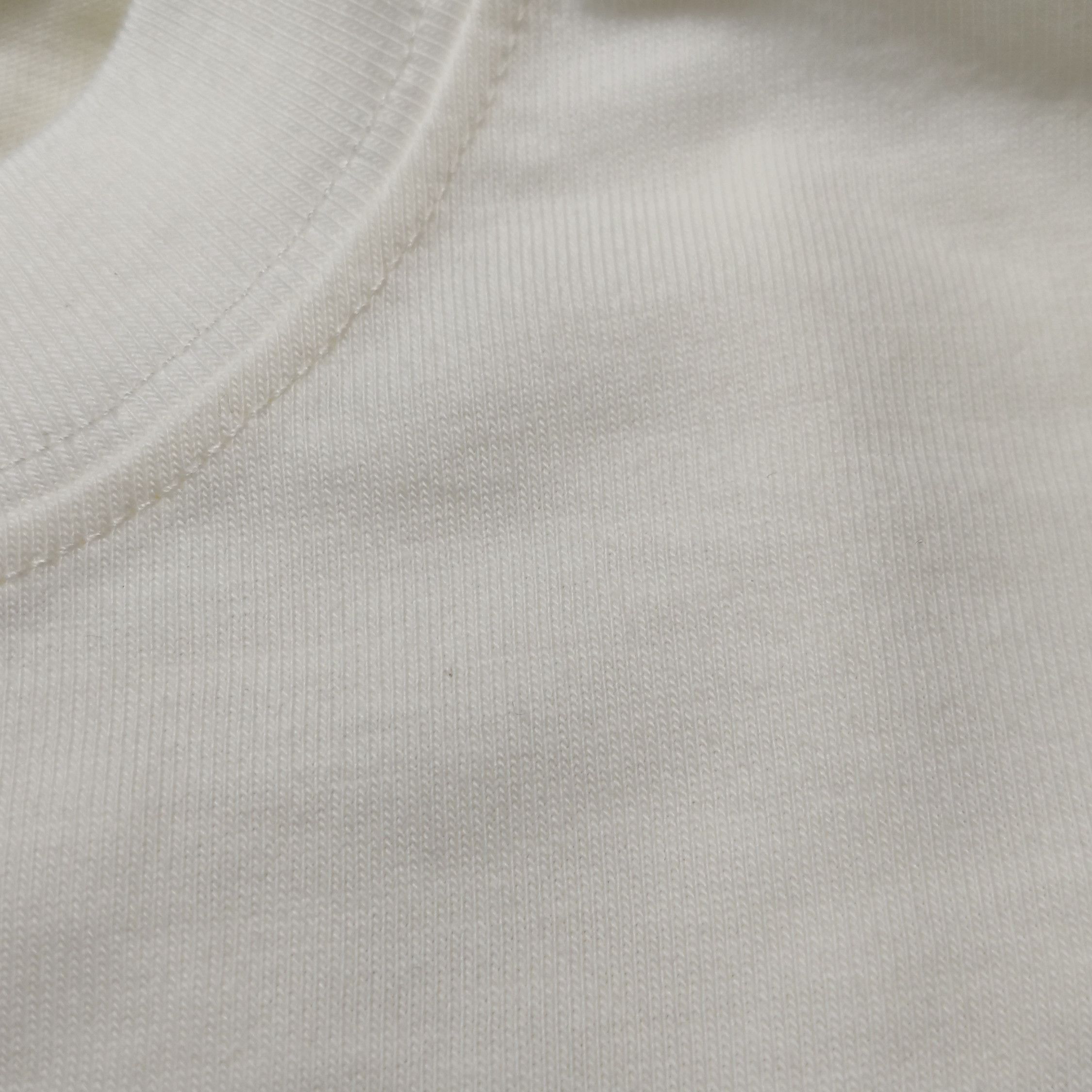 Gucci Extra Logo Star T-Shirt in White Size US XS / EU 42 / 0 - 10 Thumbnail