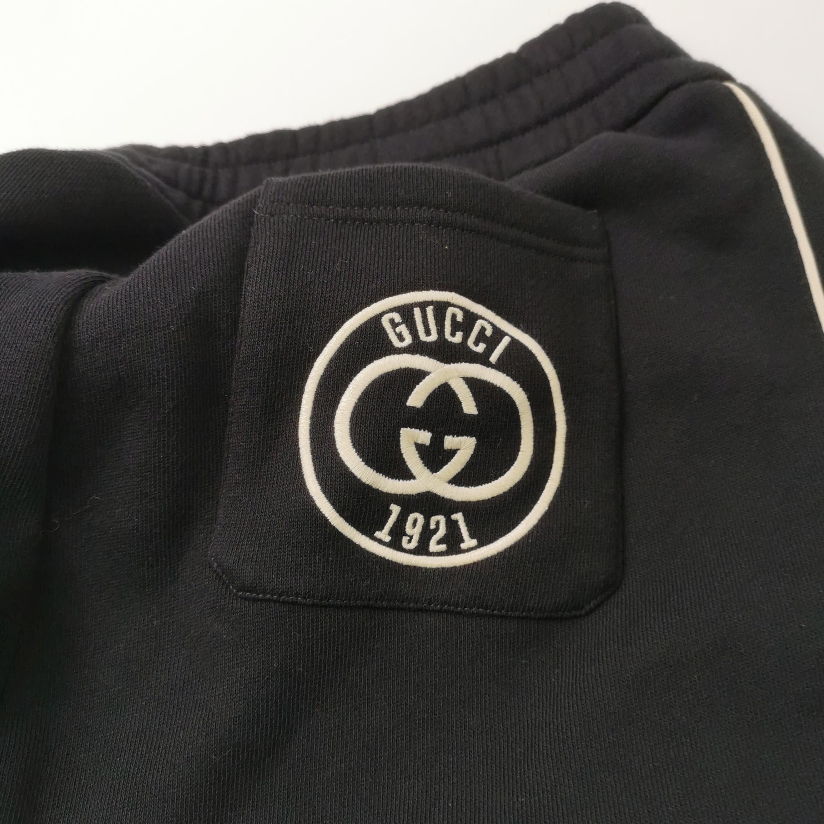 Gucci Black Logo Sweatpants in Size 32 Size US 32 / EU 48 - 3 Thumbnail