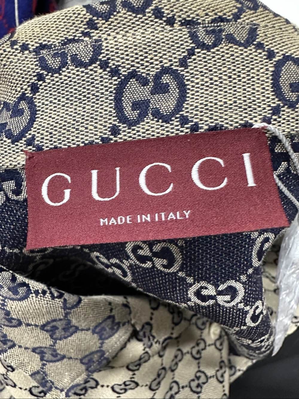 Gucci GG Logo Print Button-Up Shirt in Beige Size US L / EU 52-54 / 3 - 3 Thumbnail