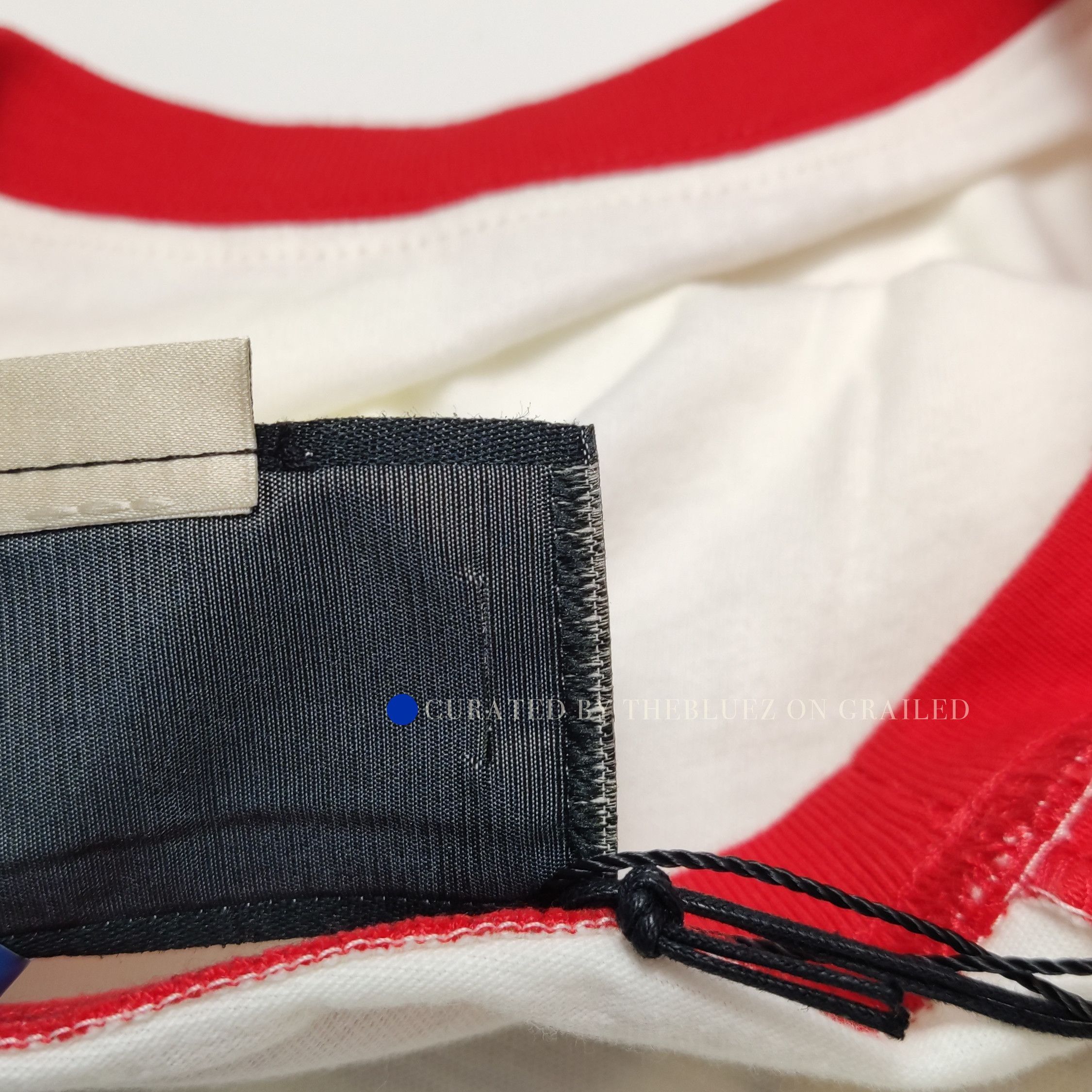 Gucci Strawberry Logo T-Shirt in White Size US L / EU 52-54 / 3 - 10 Thumbnail