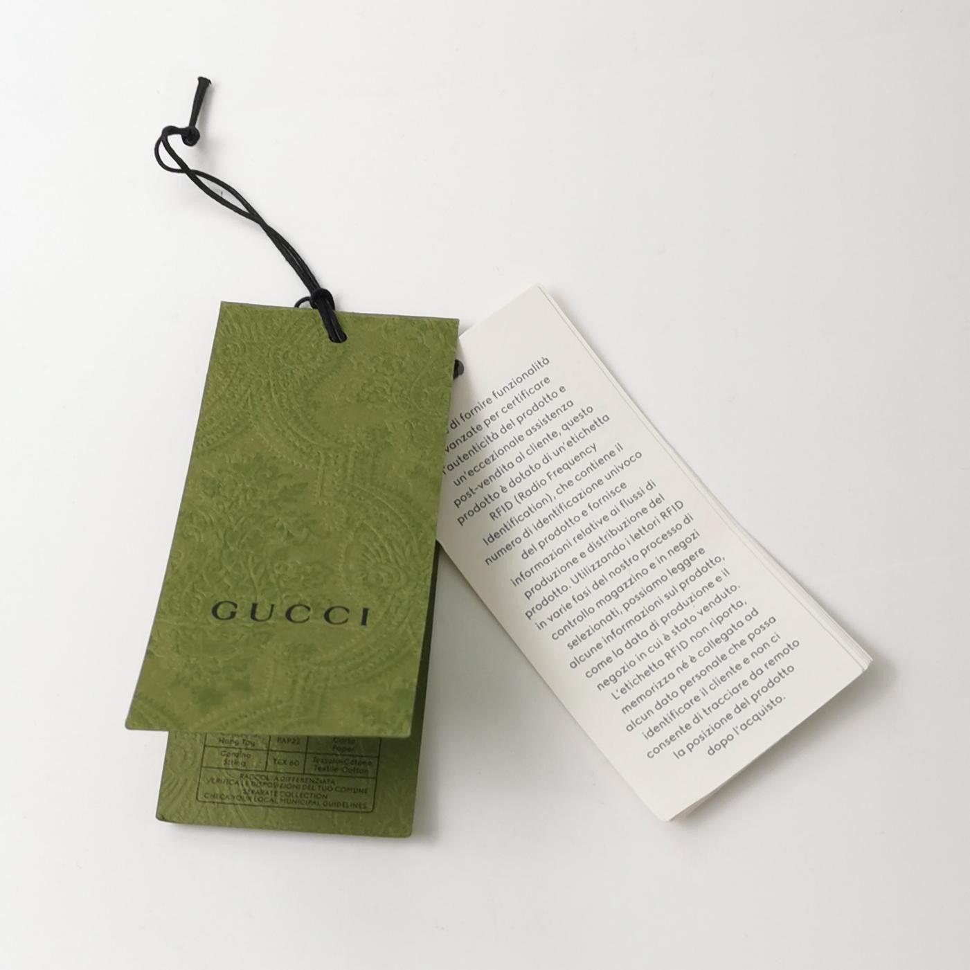 Gucci Strawberry Logo T-Shirt in White Size US L / EU 52-54 / 3 - 5 Thumbnail