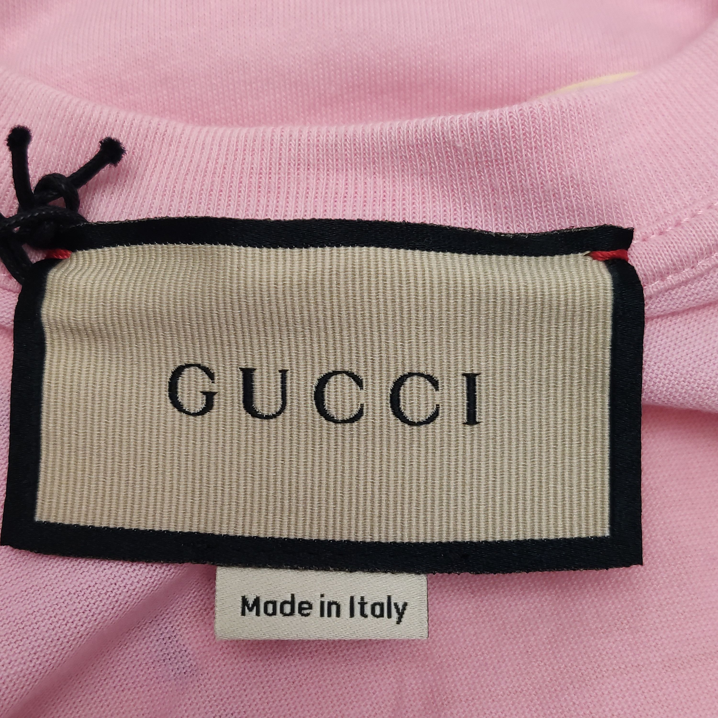 Gucci Graphic Logo T-Shirt in Pink Size US M / EU 48-50 / 2 - 5 Thumbnail