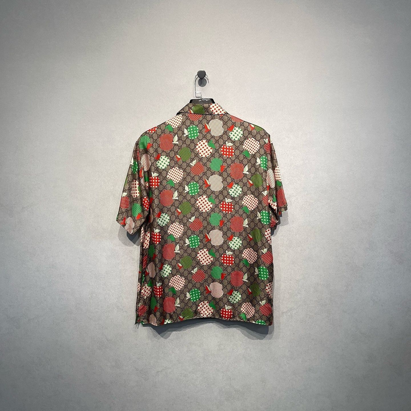 Gucci Vibrant Apple Print Silk Button-Up Shirt Size US S / EU 44-46 / 1 - 2 Thumbnail