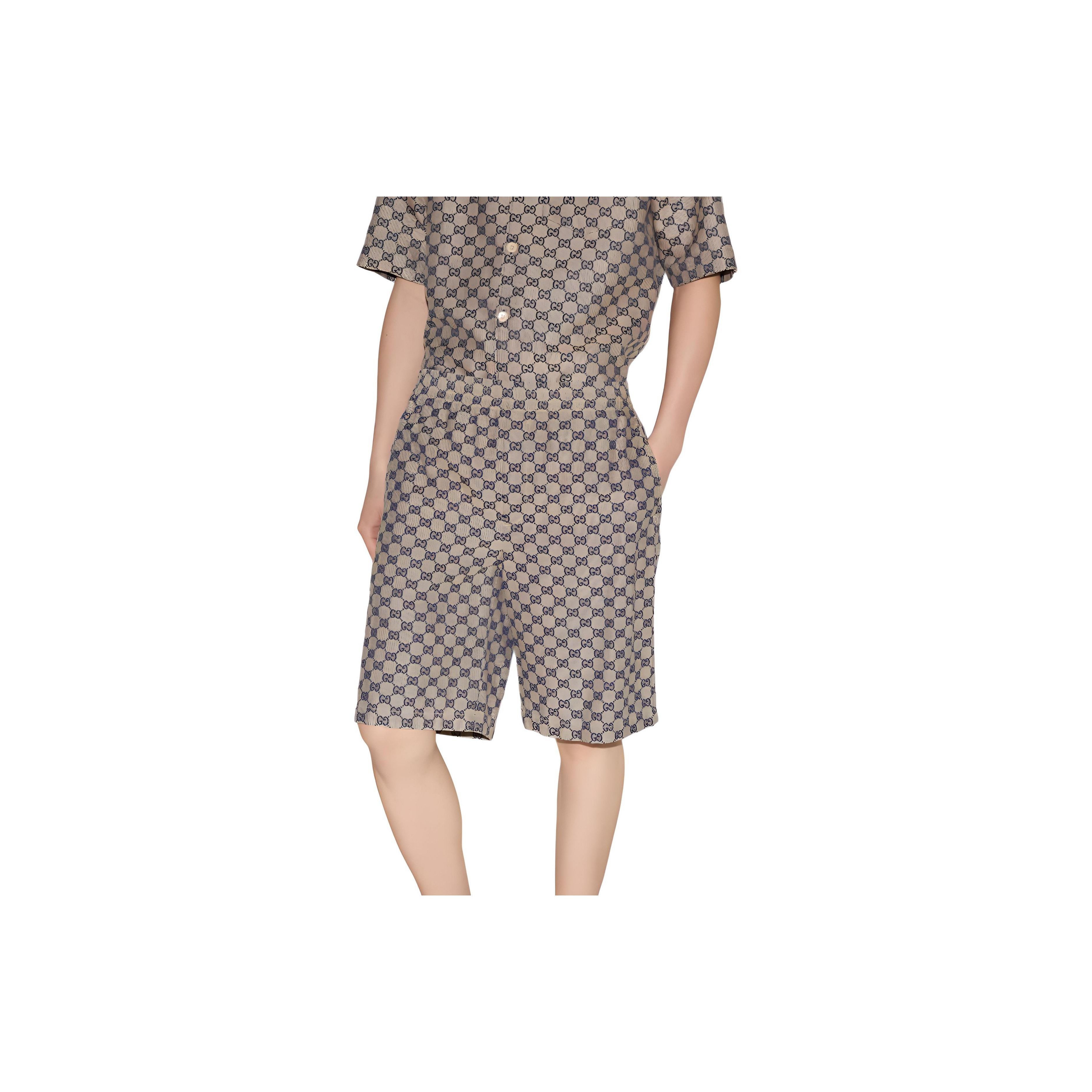 Gucci Beige GG Monogram Shorts in Size 30 Size US 30 / EU 46 - 8 Thumbnail